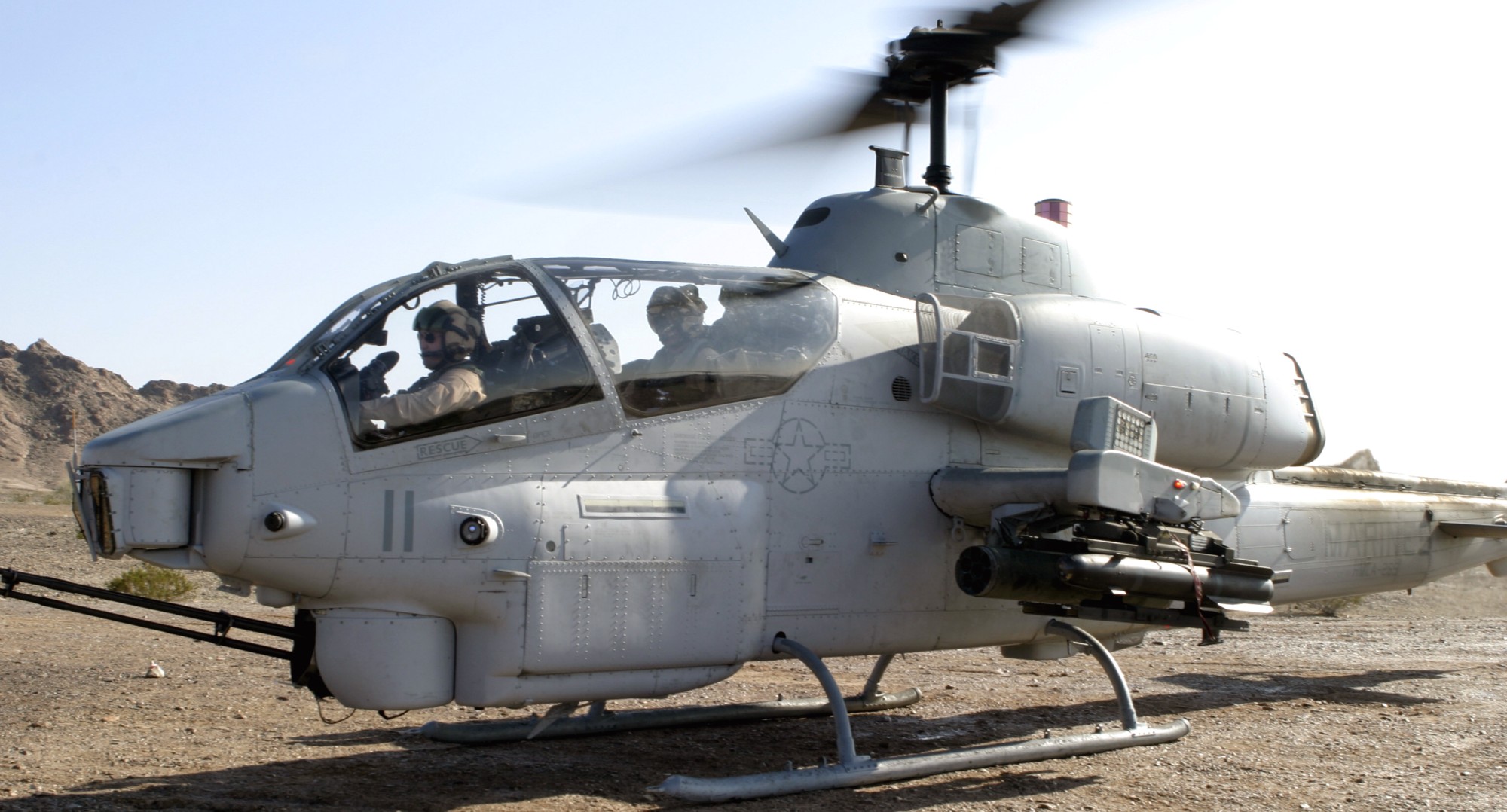 hmla-775 coyotes marine light attack helicopter squadron ah-1w super cobra 06