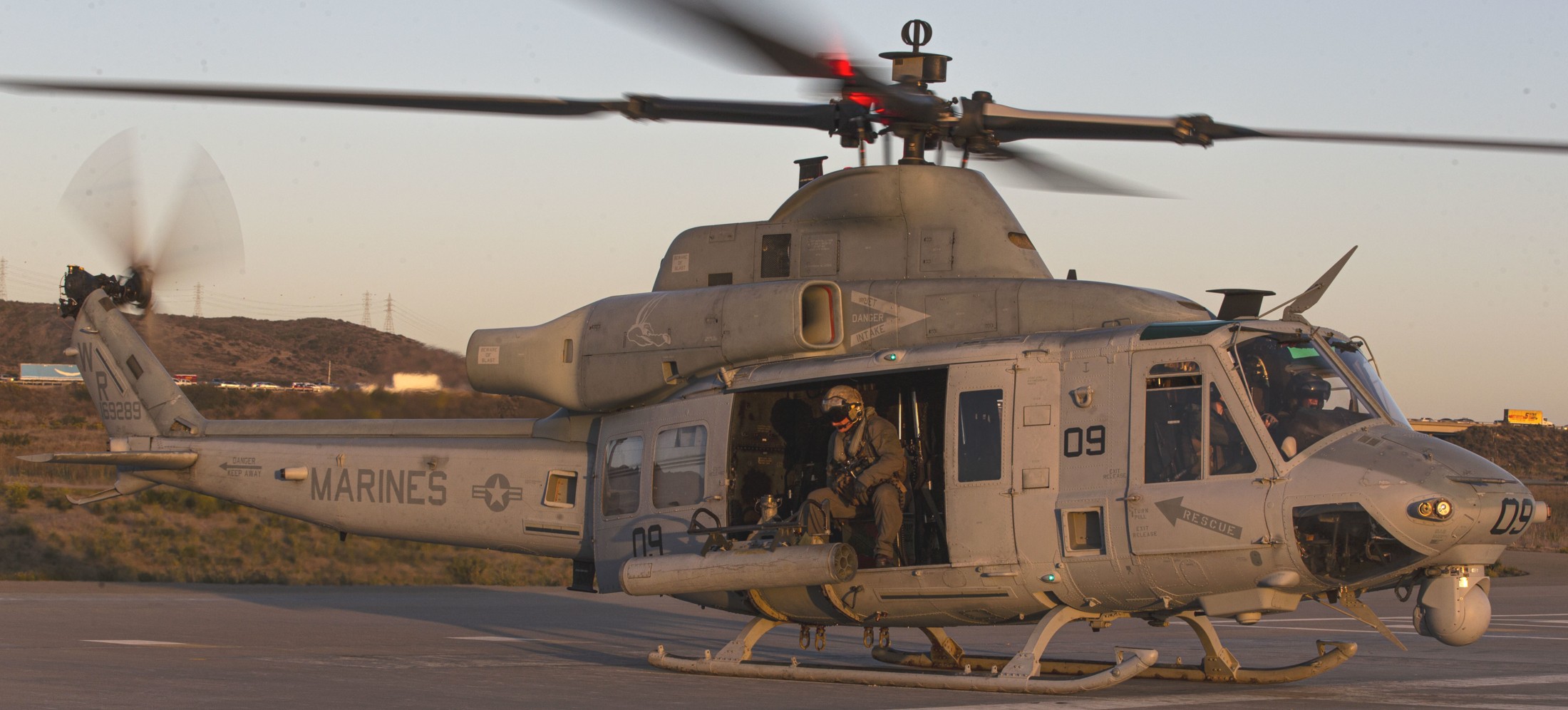 hmla-775 coyotes marine light attack helicopter squadron uh-1y venom 41