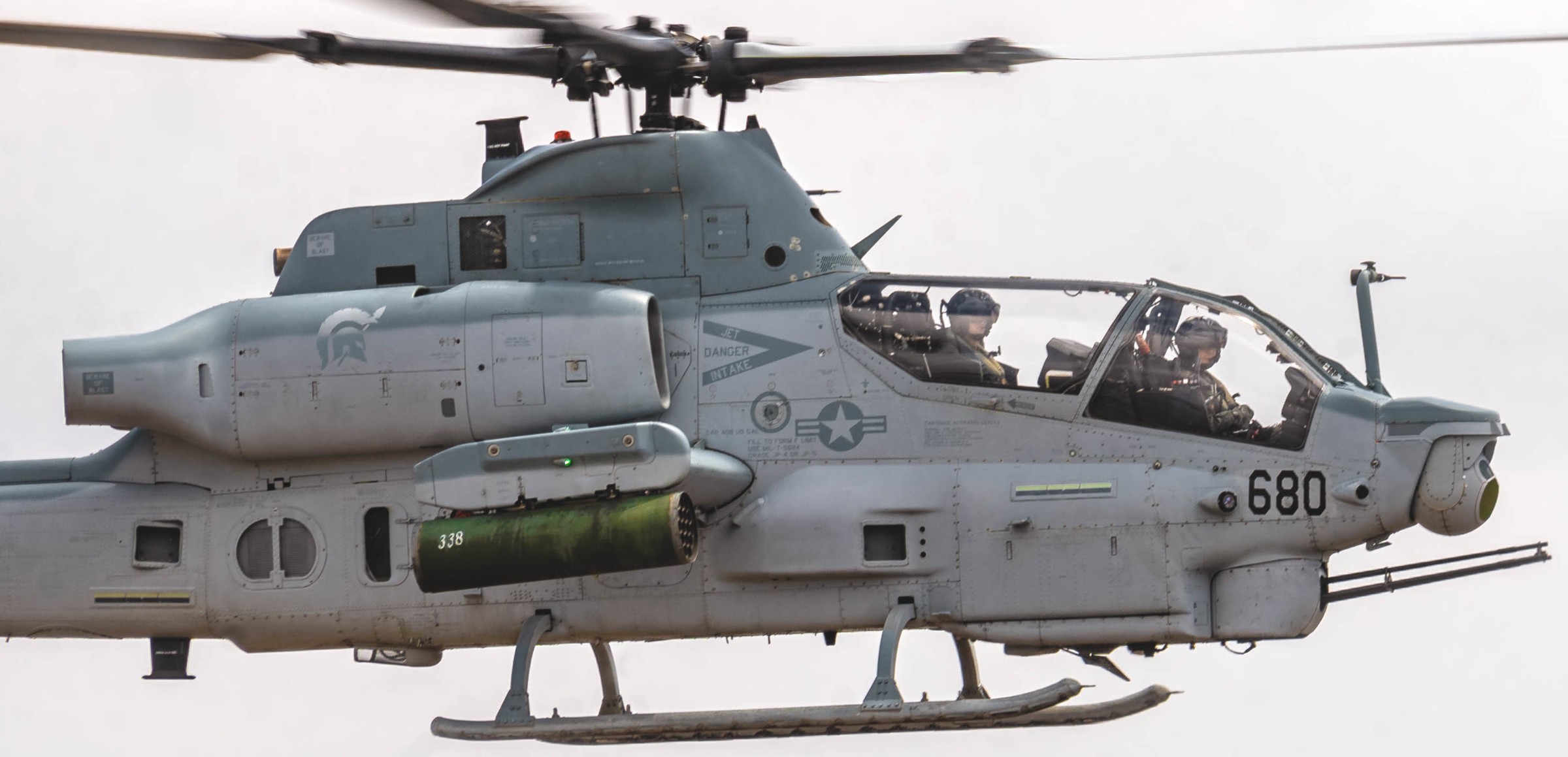 hmlat-303 atlas marine light attack helicopter training squadron ah-1z viper 37