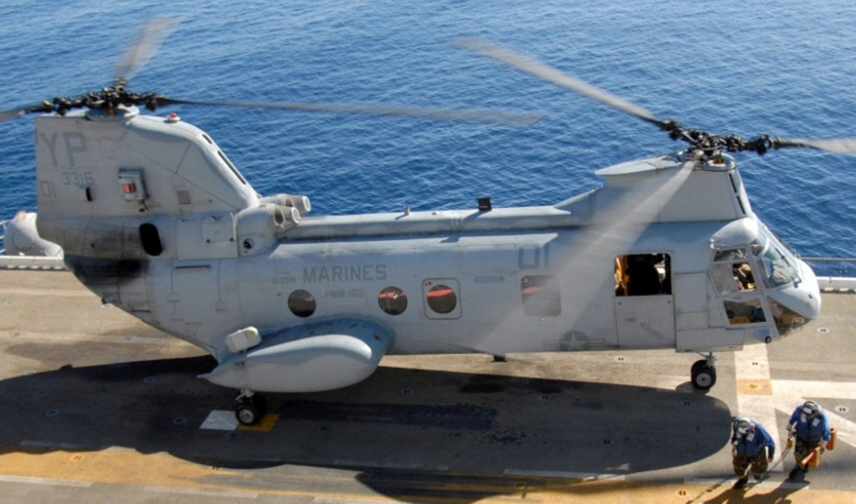 hmm-163 evil eyes marine medium helicopter squadron ch-46e sea knight usmc 11