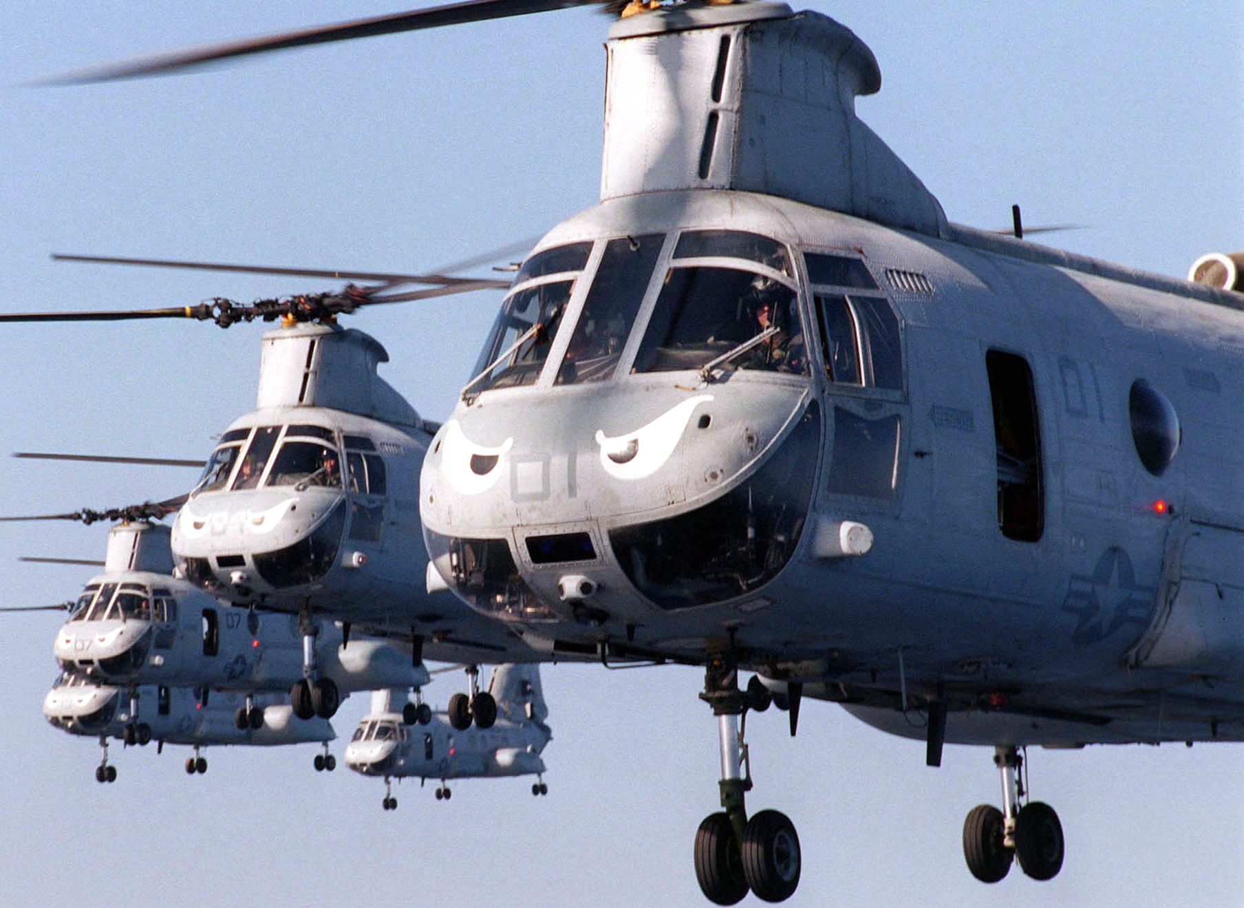 hmm-163 evil eyes marine medium helicopter squadron ch-46e sea knight usmc exercise kernel blitz 1997