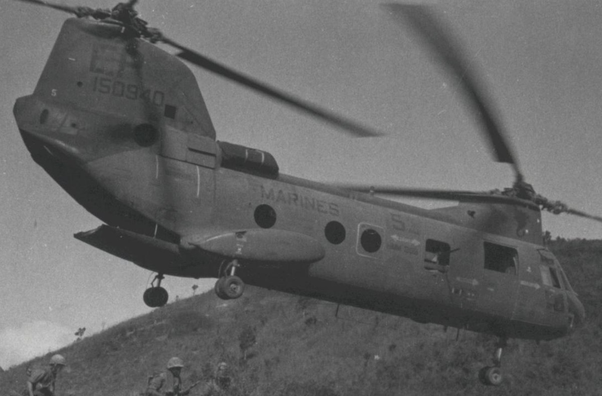 hmm-265 dragons ch-46a sea knight marine medium helicopter squadron usmc vietnam war 1968