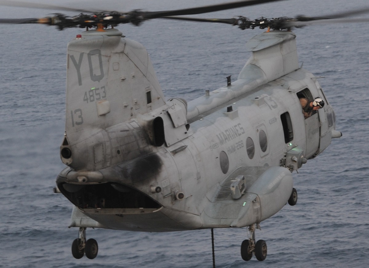 hmm-268 red dragons ch-46e sea knight marine medium helicopter squadron usmc 73