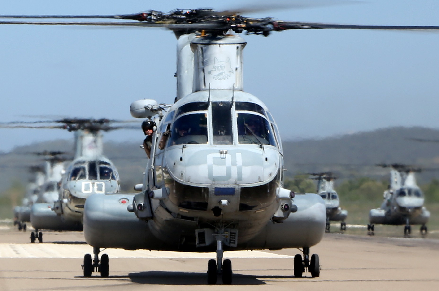 hmm-364 purple foxes ch-46e sea knight marine medium helicopter squadron camp pendleton california 62