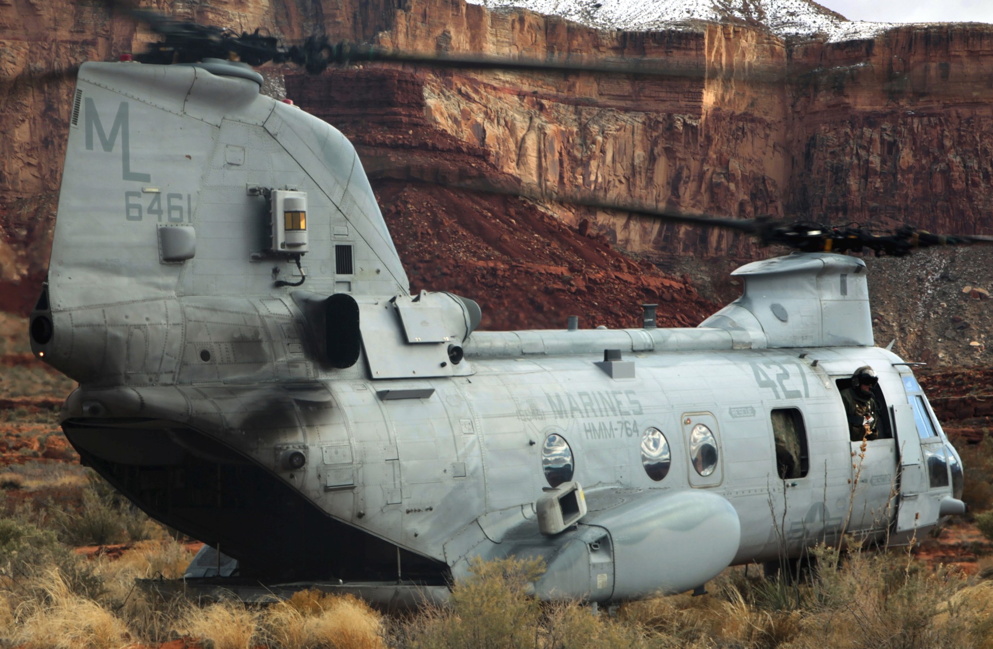 hmm-764 moonlight insignia crest patch badge ch-46e sea knight marine medium helicopter squadron usmc 18