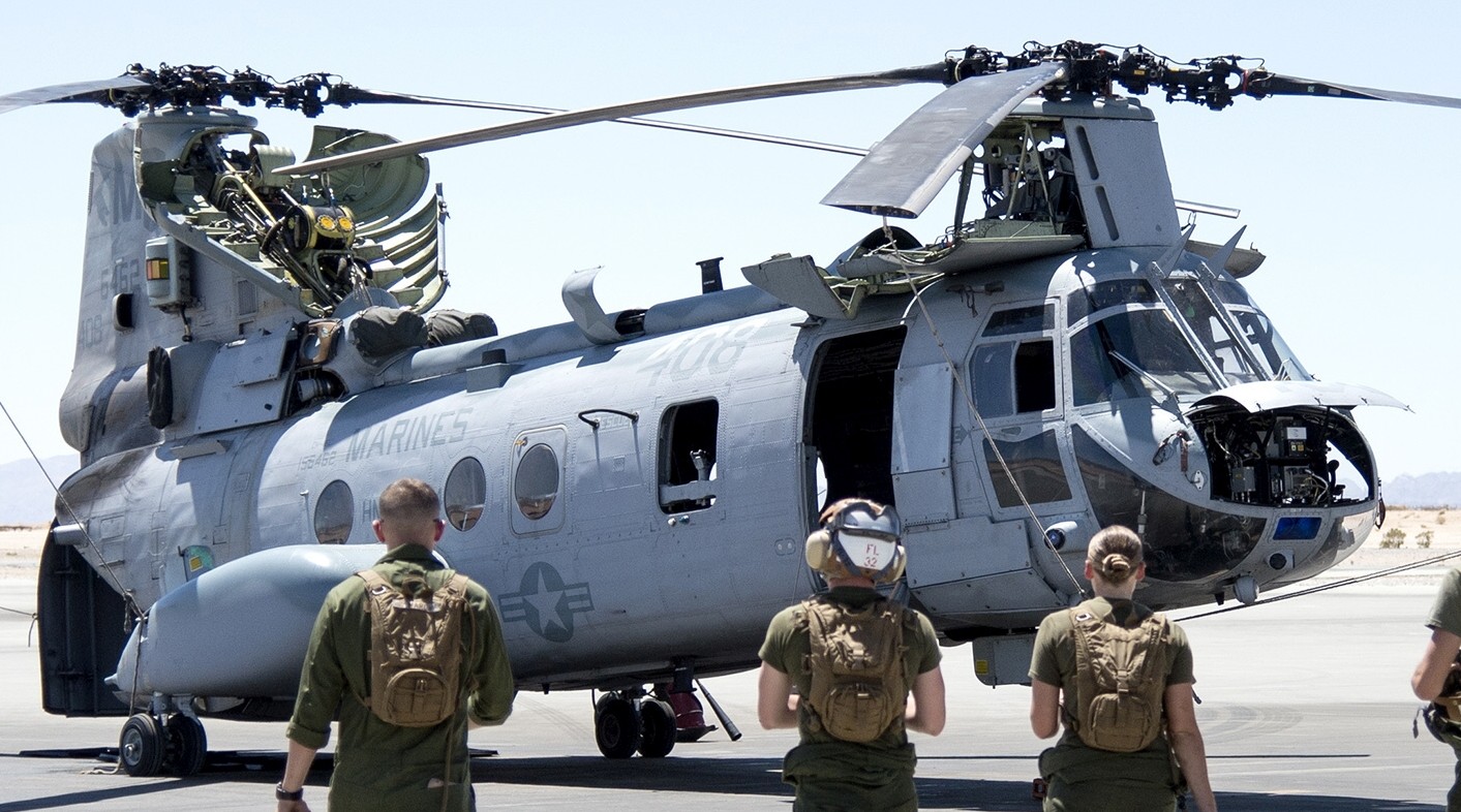 hmm-774 moonlight ch-46e sea knight marine medium helicopter squadron usmc twentynine palms california 37