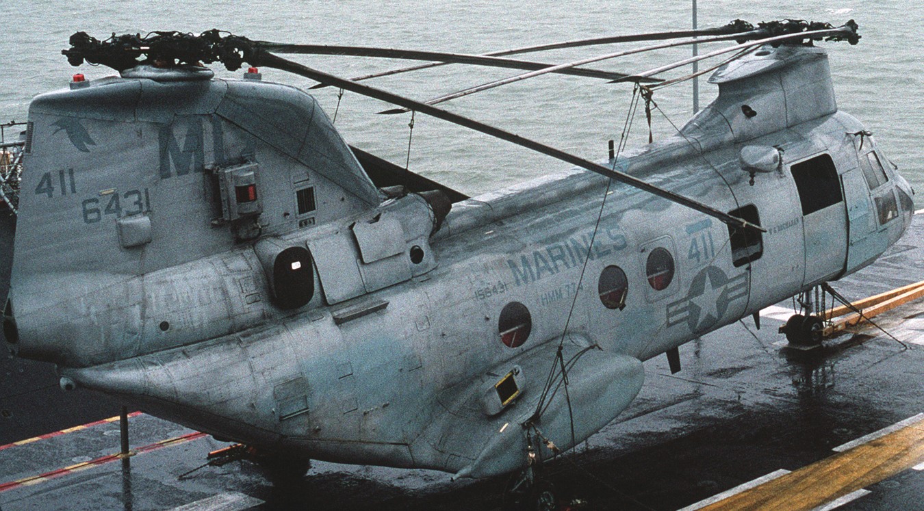 hmm-774 moonlight ch-46e sea knight marine medium helicopter squadron usmc lph-9 uss guam 69