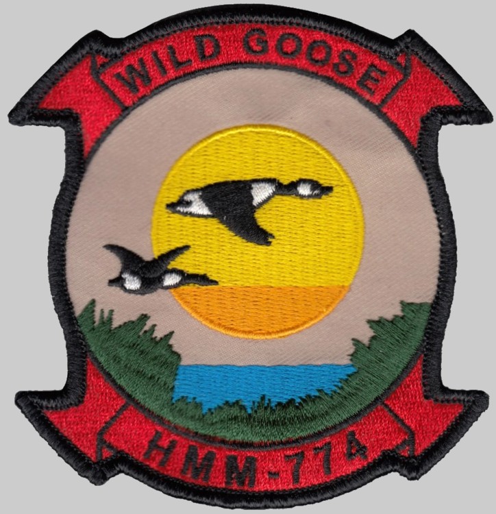 hmm-774 moonlight insignia crest patch badge ch-46e sea knight marine medium helicopter squadron usmc 02p