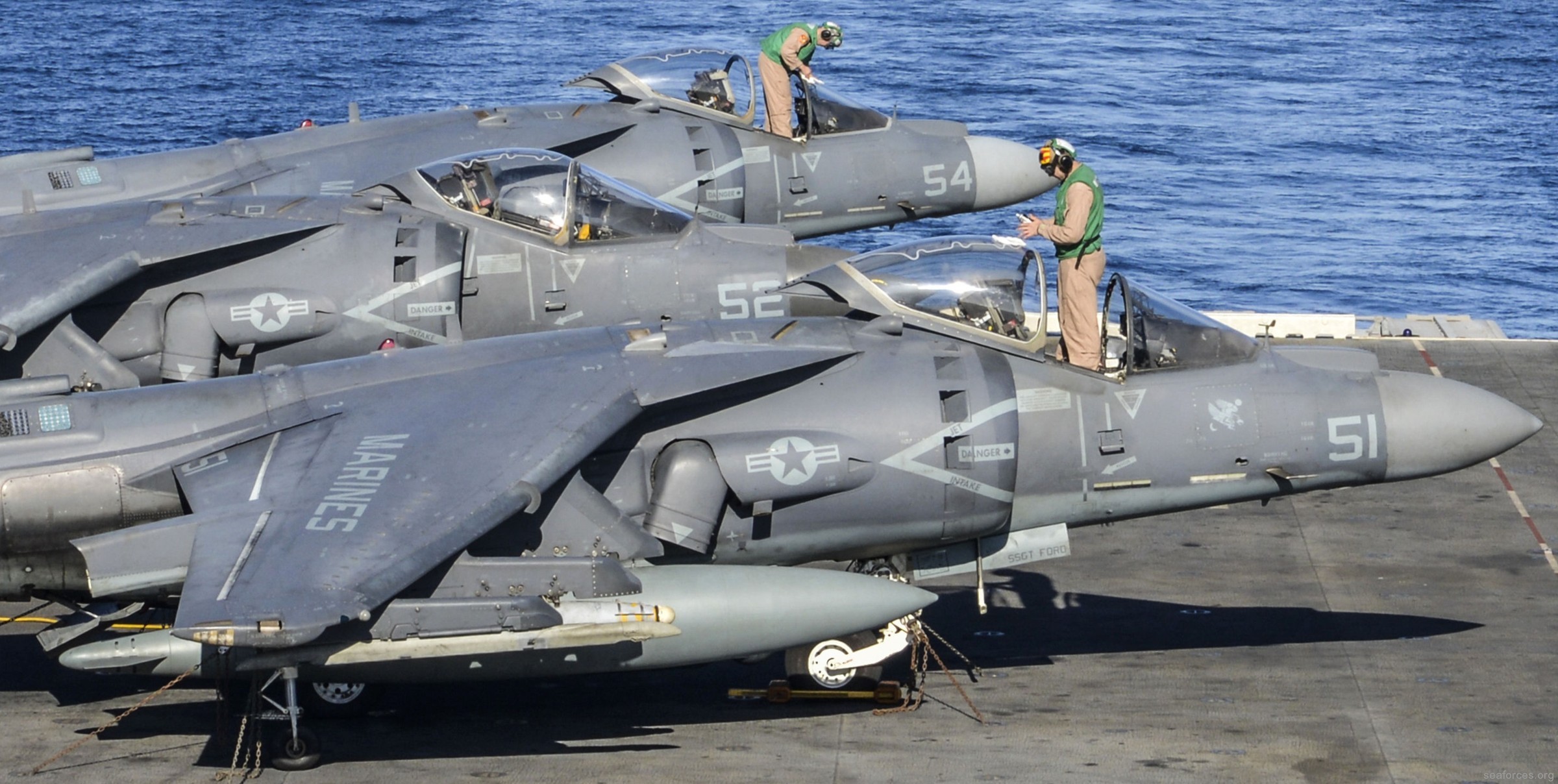 vma-223 bulldogs av-8b harrier marine attack squadron usmc 80