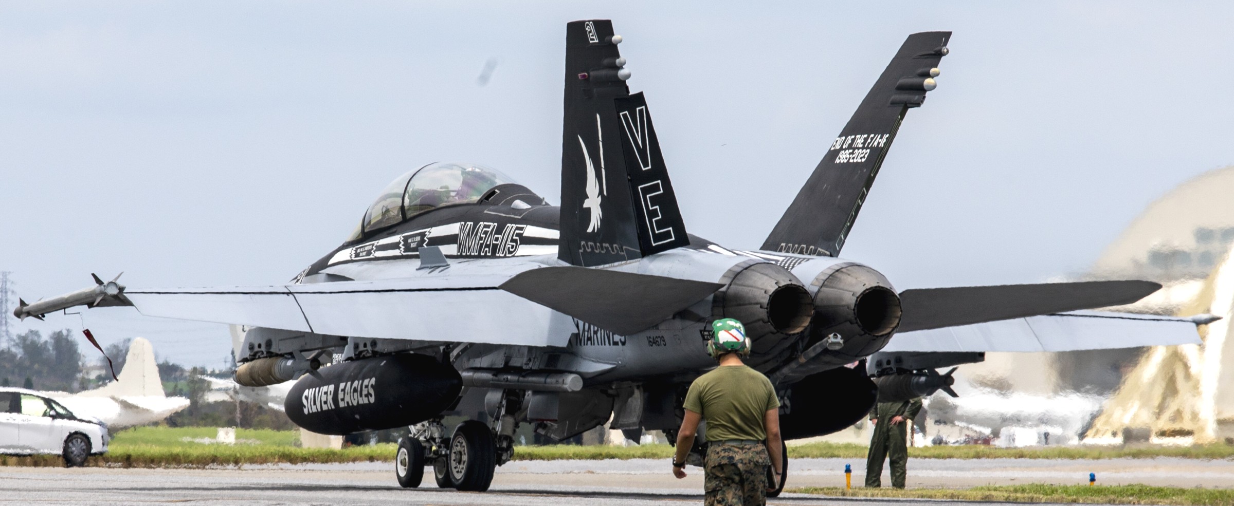 vmfa-115 silver eagles marine fighter attack squadron f/a-18d hornet 293