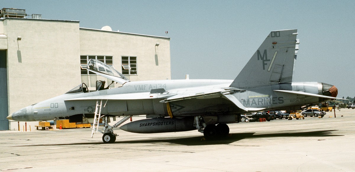 vmfa-134 smoke marine fighter attack squadron usmc f/a-18a hornet 03a