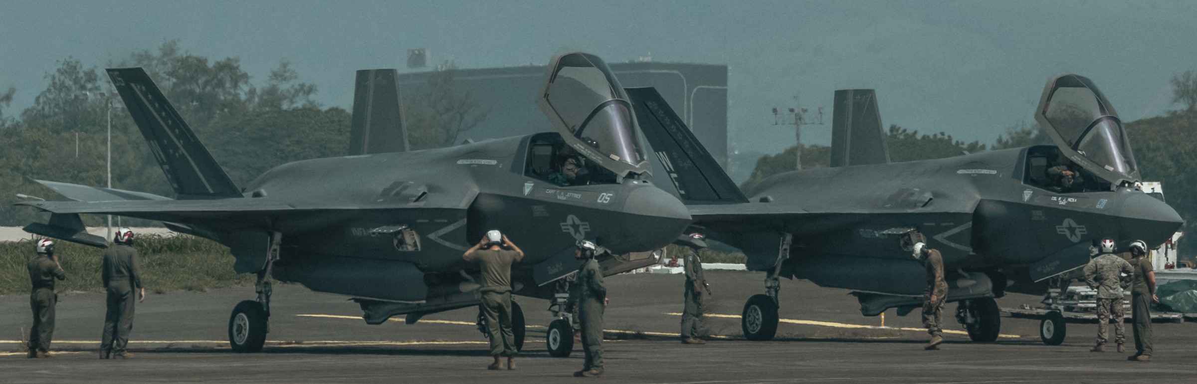 vmfa-214 black sheep marine fighter attack squadron f-35b lightning ii usmc 24