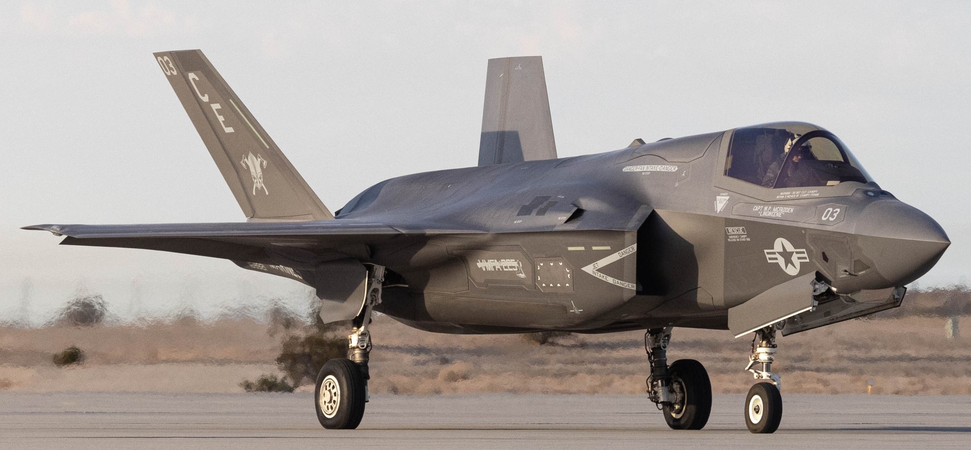 vmfa-225 vikings marine fighter attack squadron usmc f-35b lightning ii mcas yuma arizona 09