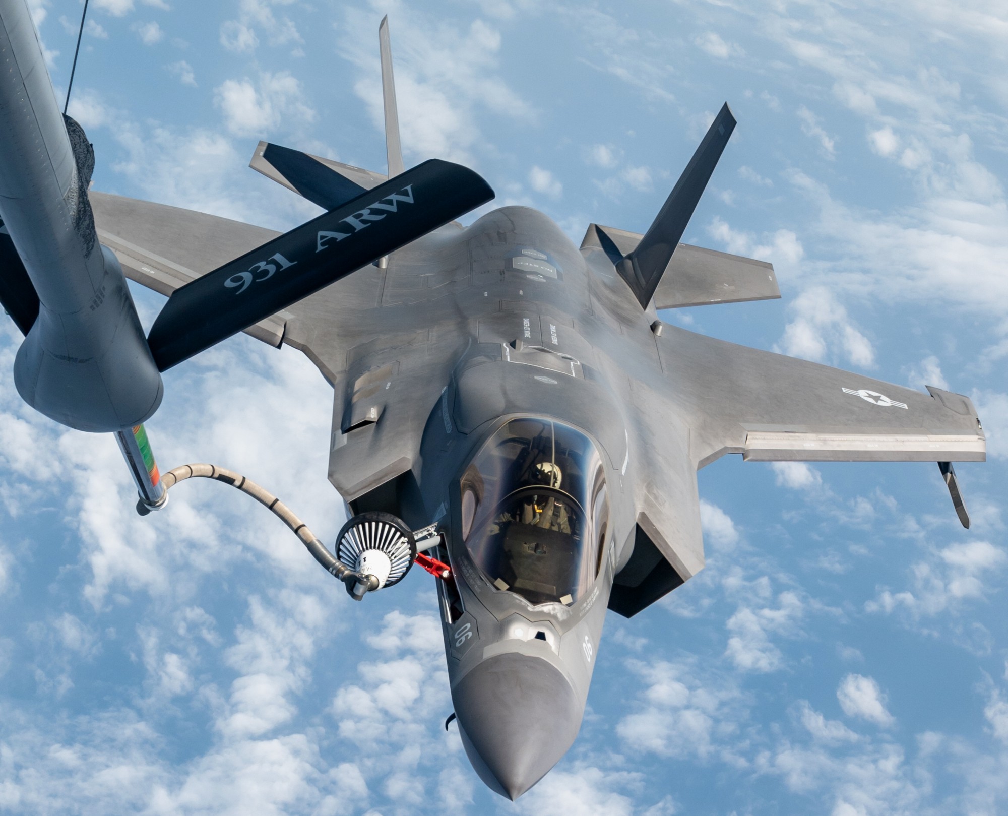 vmfa-242 bats marine fighter attack squadron f-35b lightning ii aerial refueling 59