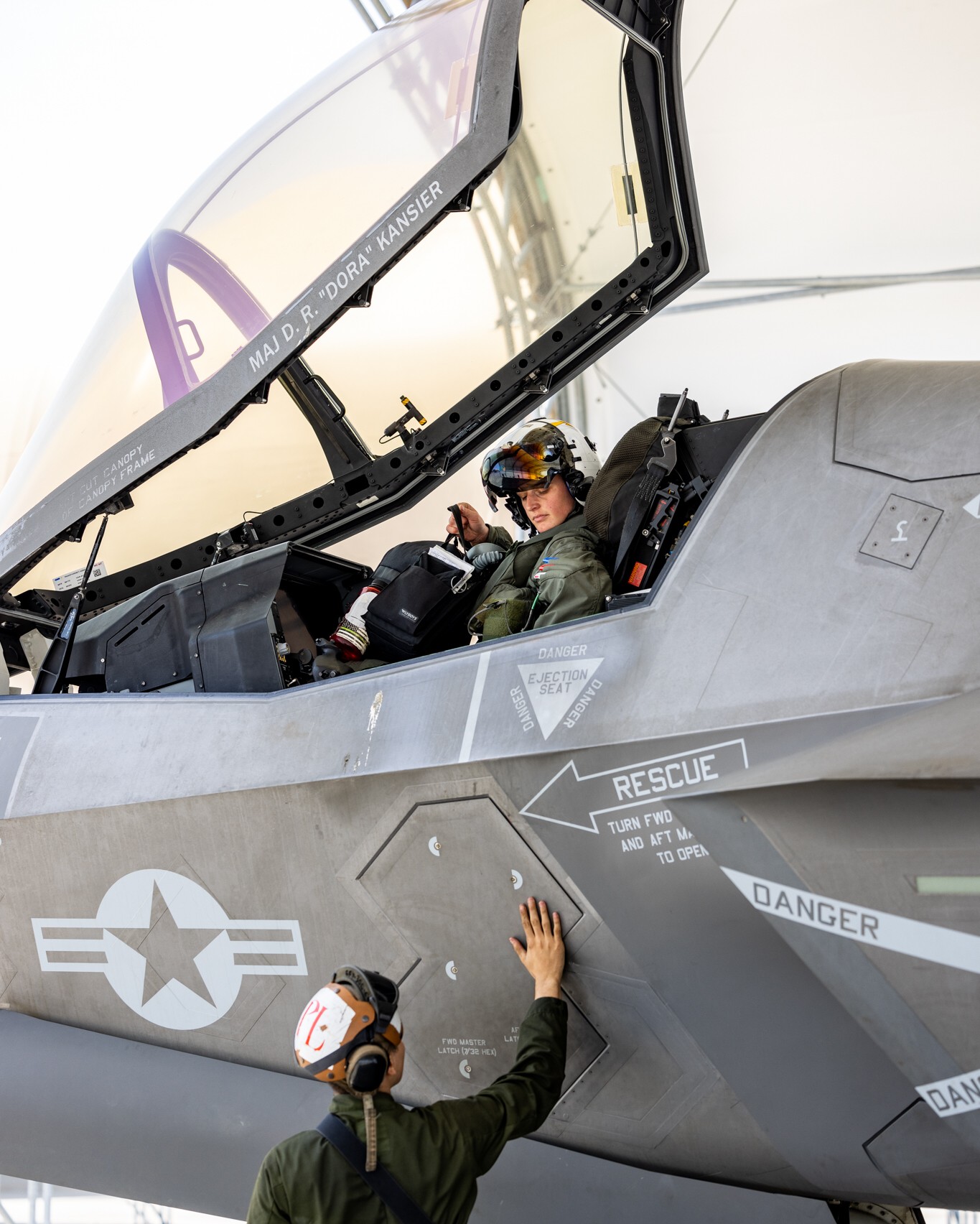 vmfa-242 bats marine fighter attack squadron f-35b lightning ii cockpit view 82