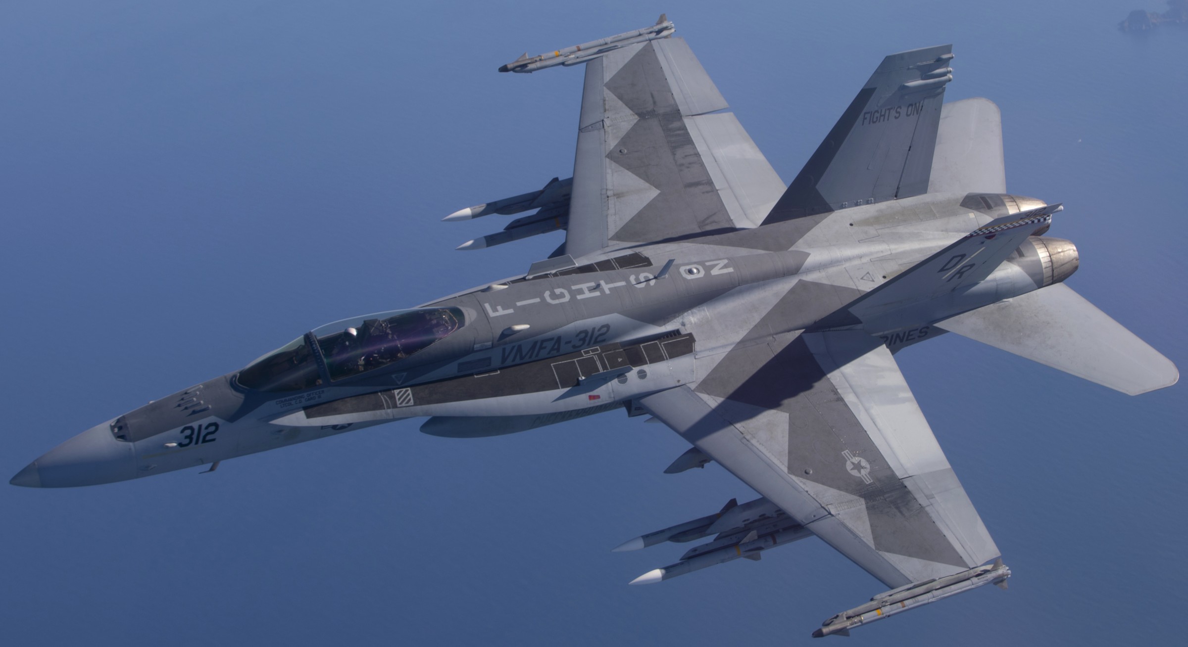 vmfa-312 checkerboards marine fighter attack squadron f/a-18c hornet fully armed 169