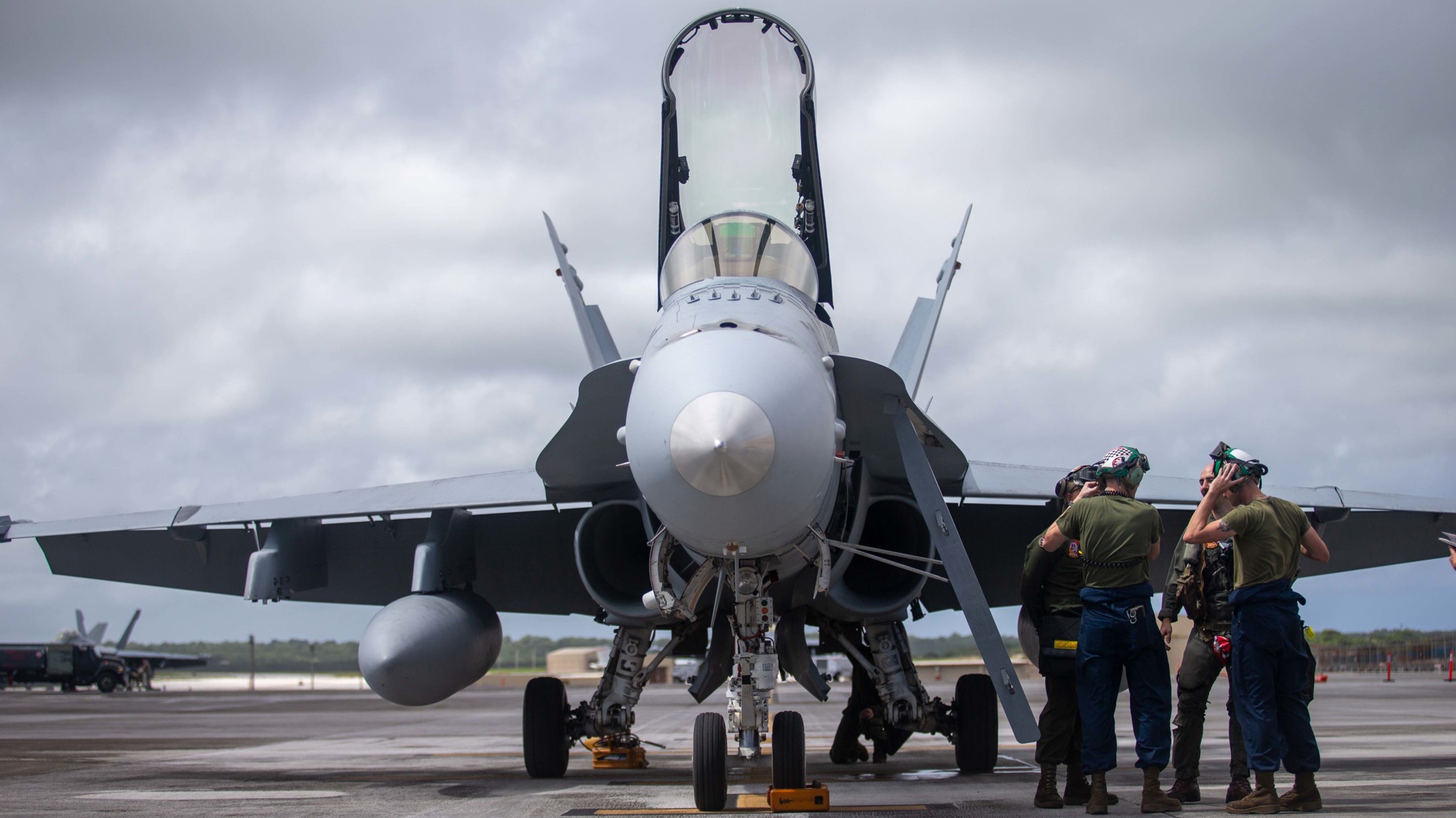 vmfa-312 checkerboards marine fighter attack squadron f/a-18c hornet andersen afb 2023 199