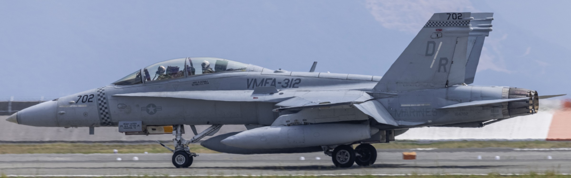 vmfa-312 checkerboards marine fighter attack squadron f/a-18d hornet iwakuni 2024 225