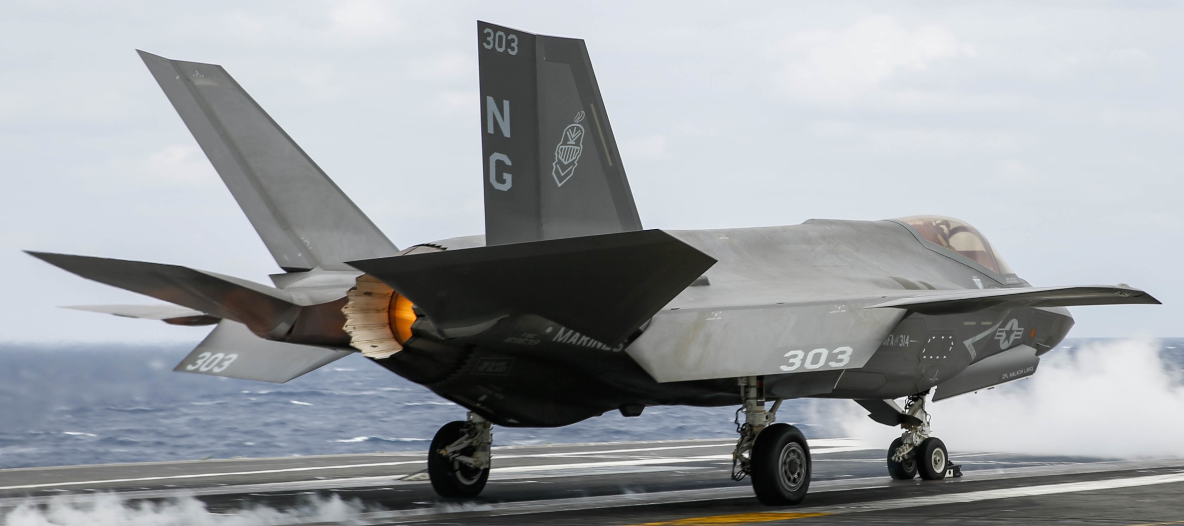 vmfa-314 black knights marine fighter attack squadron f-35c lightning ii 138