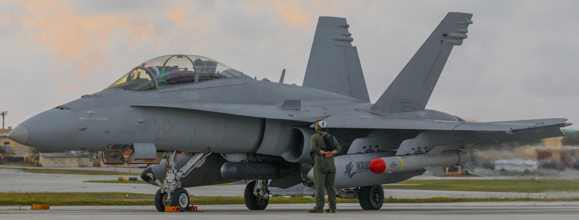 vmfa(aw)-533 hawks marine fighter attack squadron f/a-18d hornet agm-84 harpoon missile sinkex valiant shield 2022