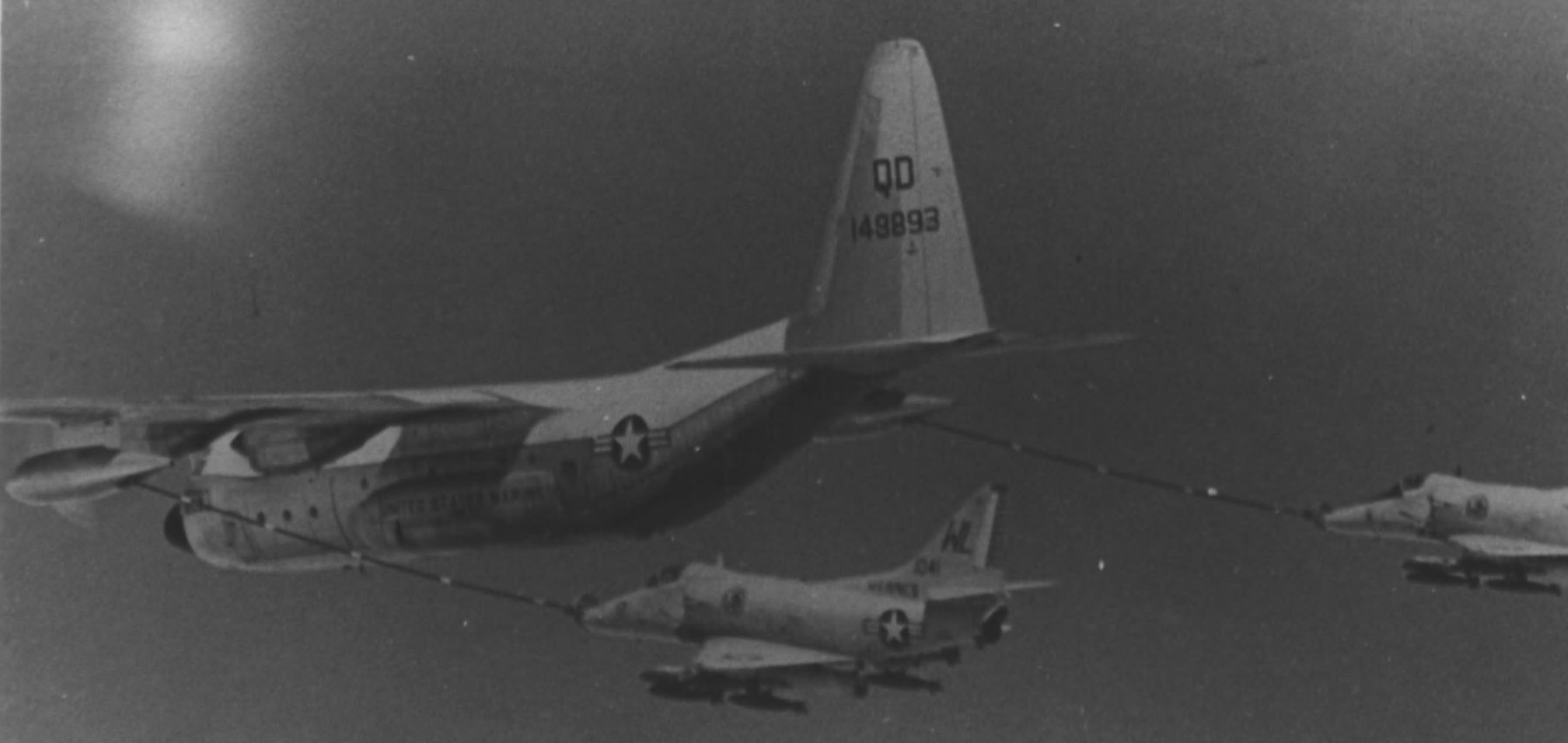 vmgr-152 sumos marine aerial refueler transport squadron kc-130f hercules usmc vietnam war 09