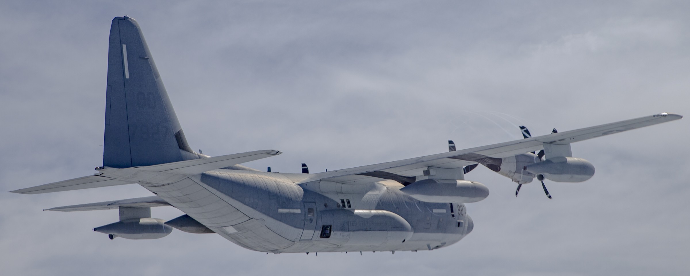 vmgr-152 sumos marine aerial refueler transport squadron kc-130j super hercules usmc 57