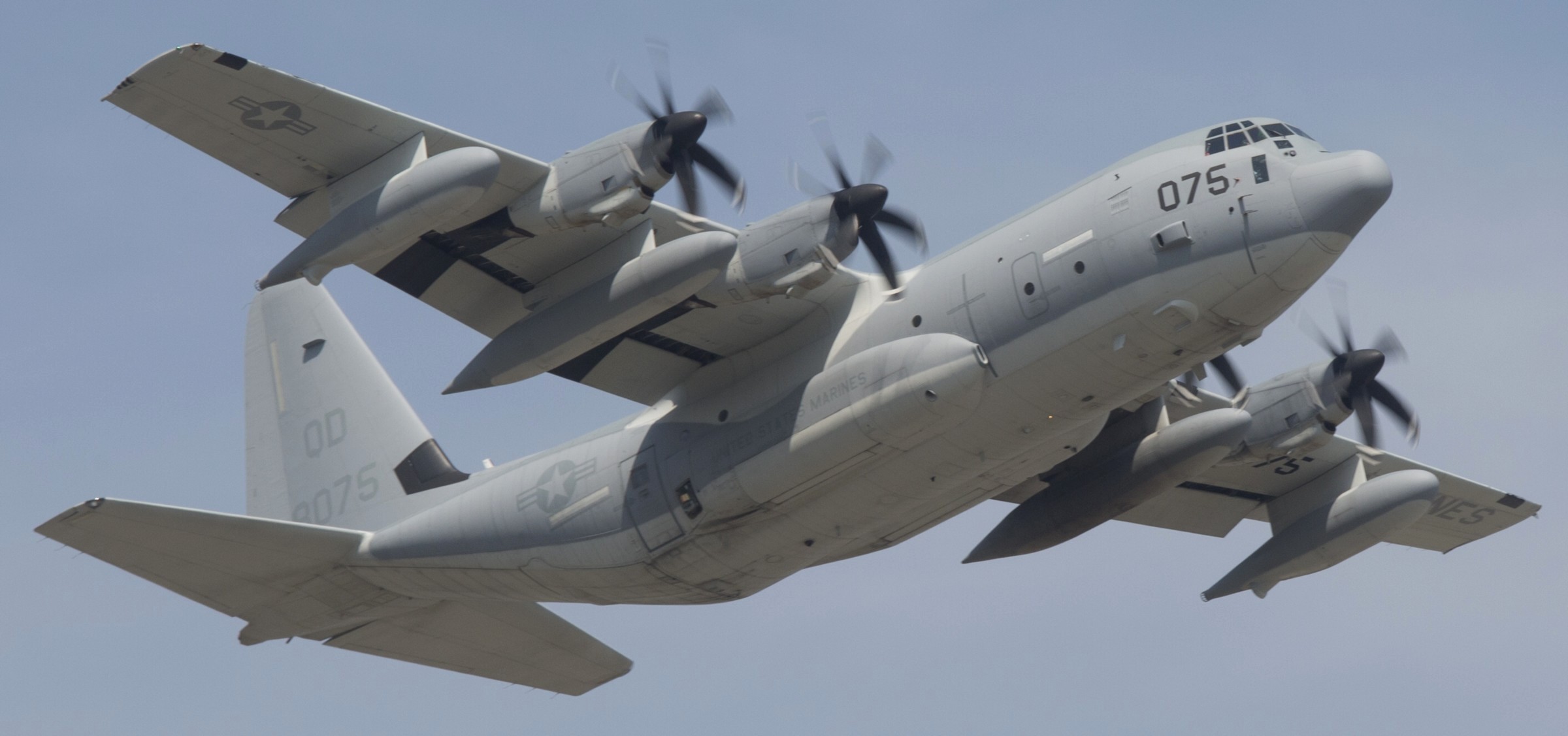 vmgr-152 sumos marine aerial refueler transport squadron kc-130j super hercules usmc 59