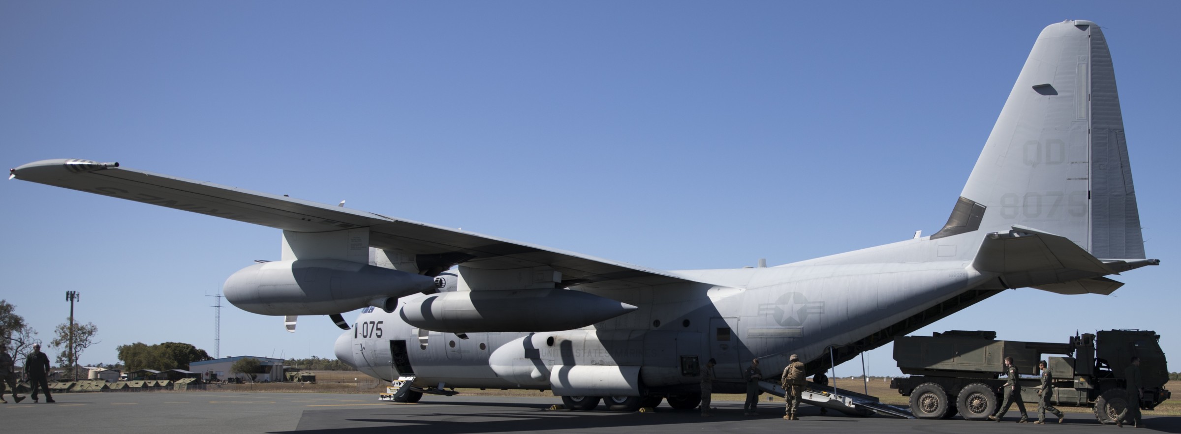 vmgr-152 sumos marine aerial refueler transport squadron kc-130j super hercules raaf base townsville australia 93