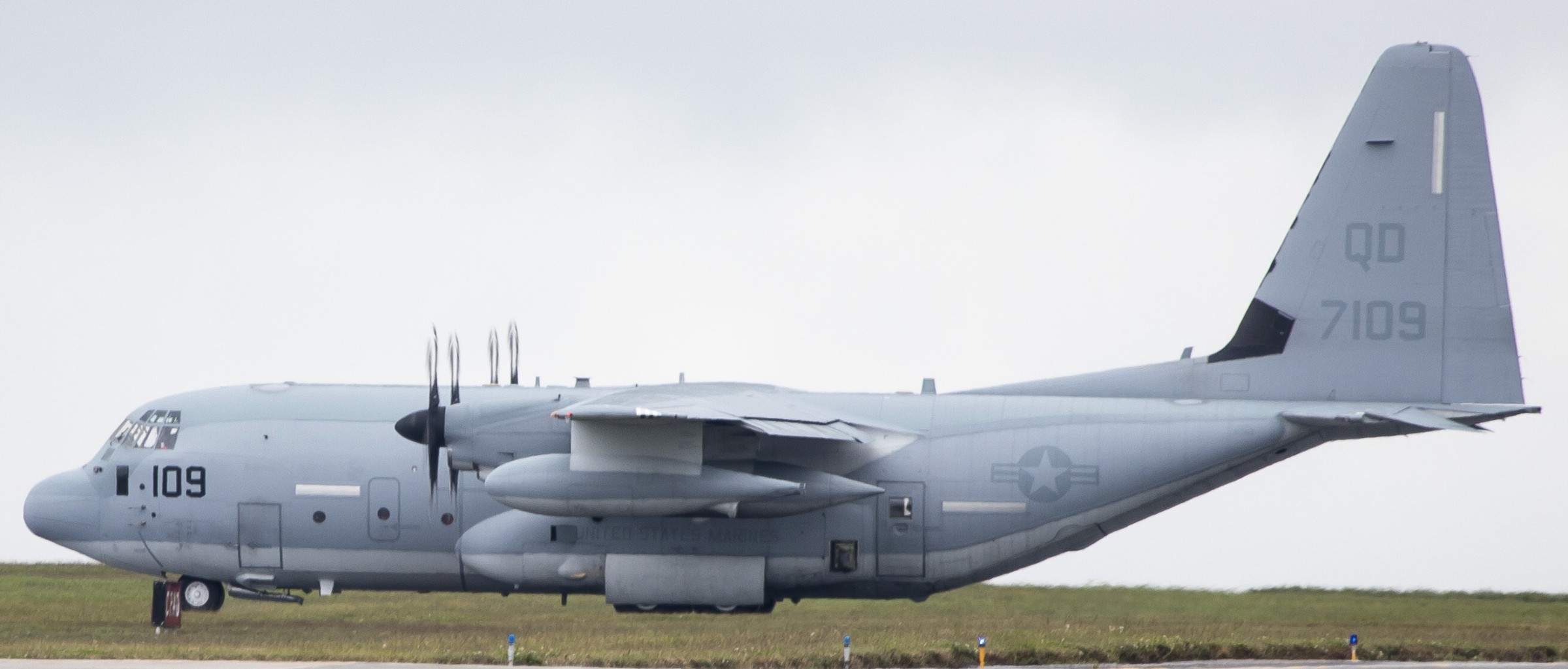 vmgr-152 sumos marine aerial refueler transport squadron kc-130j super hercules usmc kadena air base japan 100