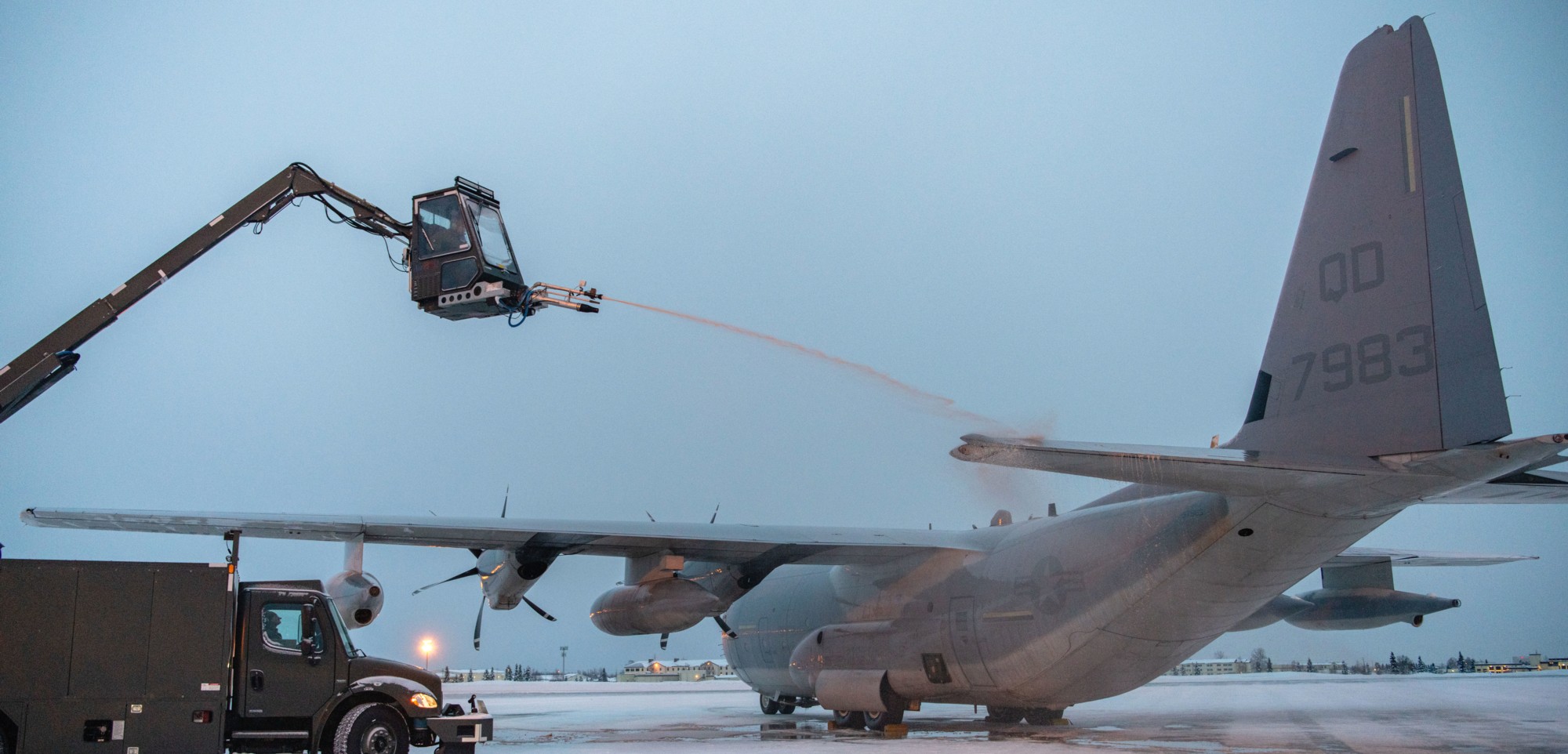 vmgr-152 sumos marine aerial refueler transport squadron kc-130j super hercules usmc 110