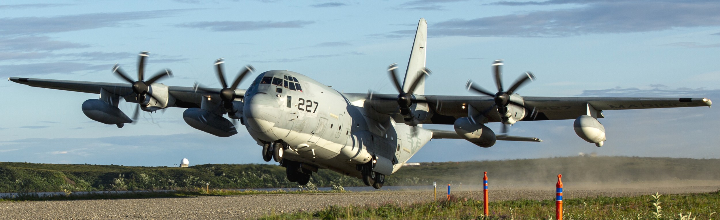 vmgr-152 sumos marine aerial refueler transport squadron kc-130j super hercules usmc 121