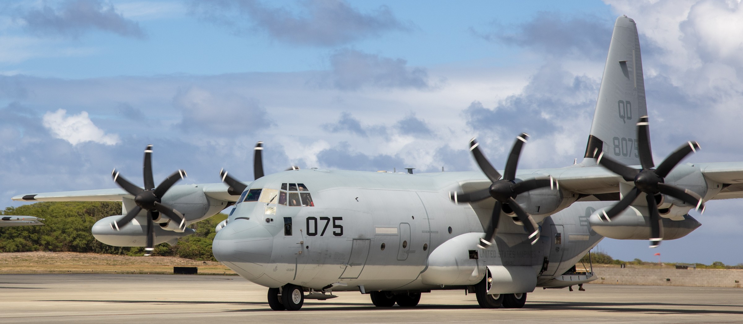 vmgr-153 hercules marine aerial refueler transport squadron kc-130j usmc 16