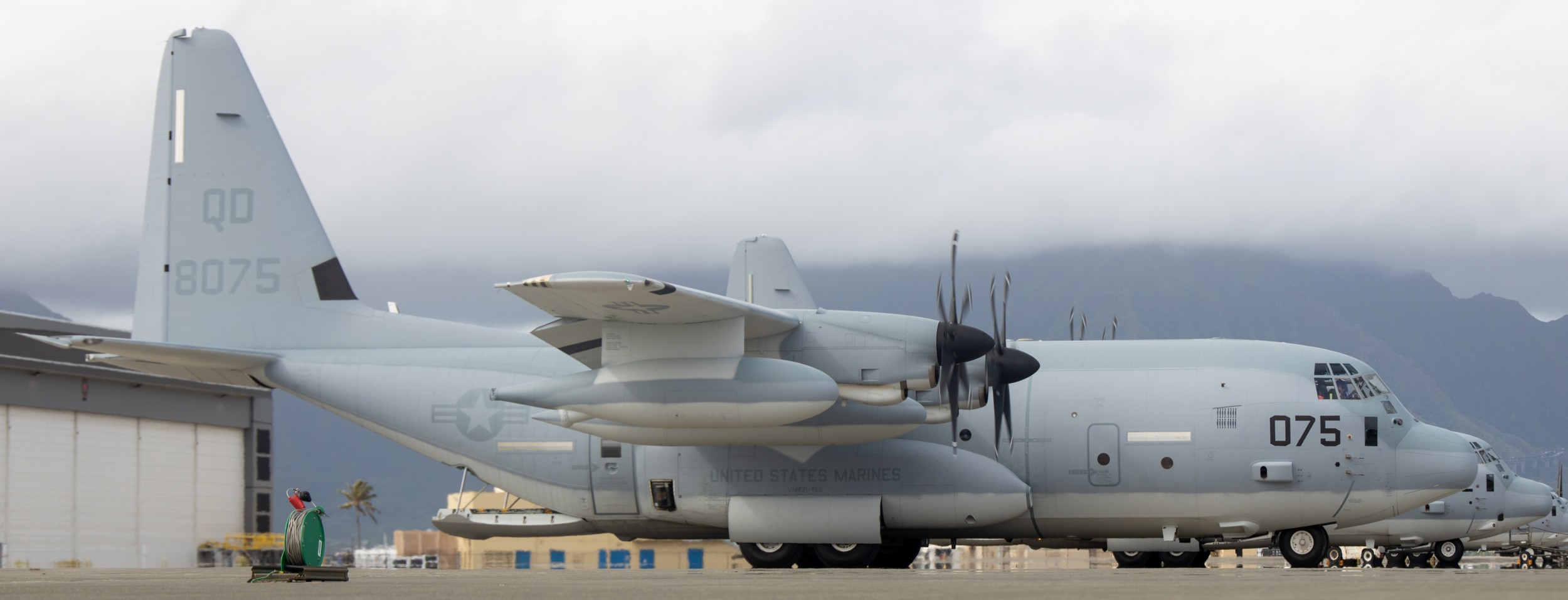 vmgr-153 hercules marine aerial refueler transport squadron kc-130j usmc mcas kaneohe bay hawaii 17