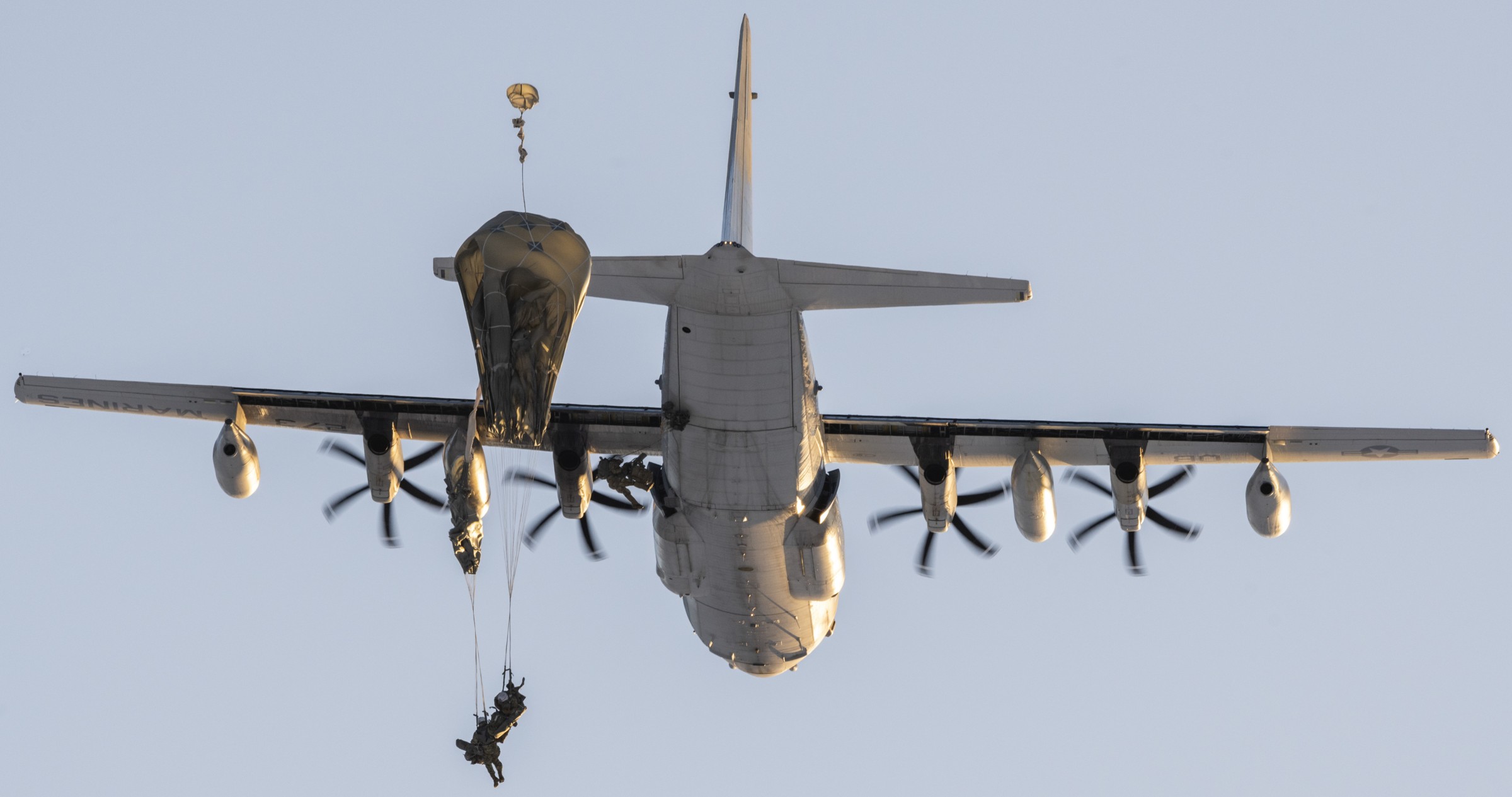 vmgr-153 hercules marine aerial refueler transport squadron kc-130j usmc 25