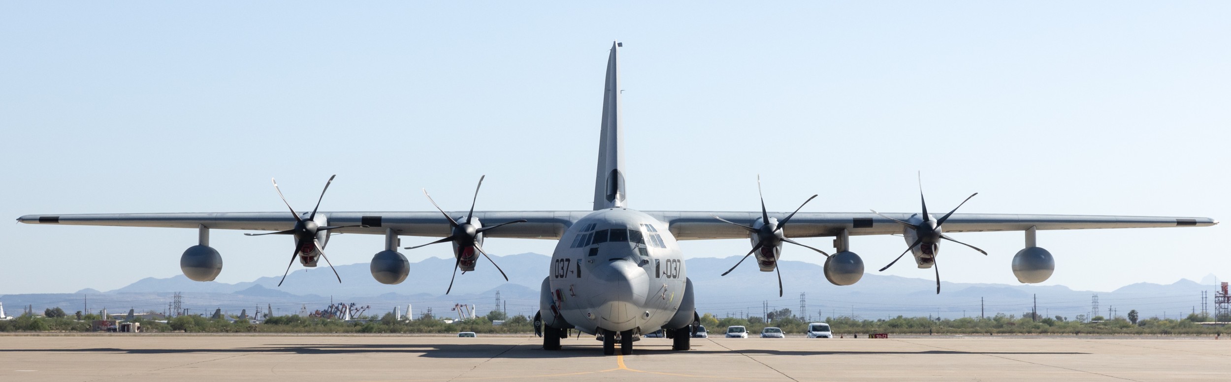 vmgr-153 hercules marine aerial refueler transport squadron kc-130j davis monthan afb arizona 39