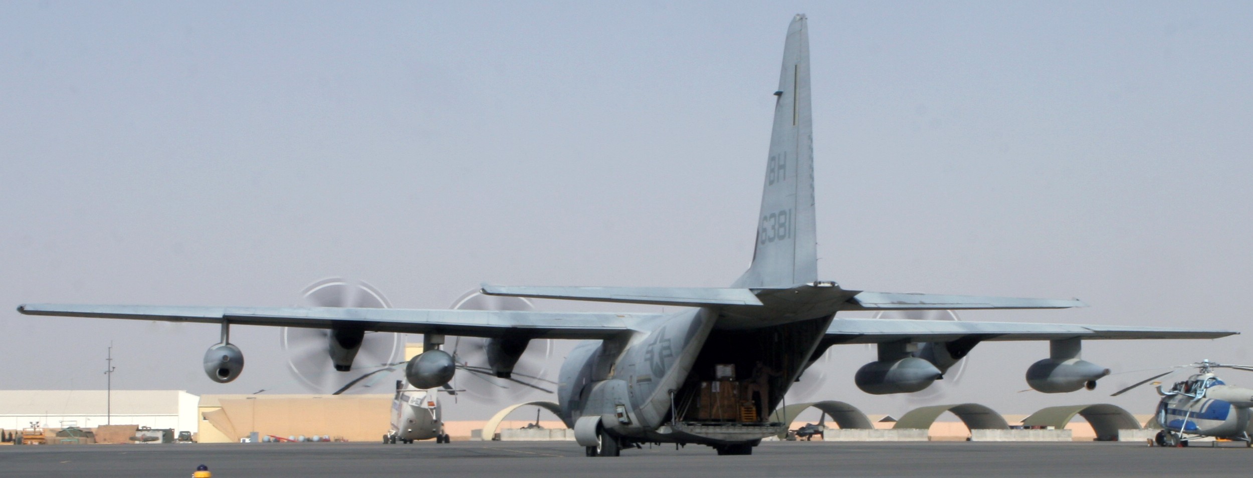 vmgr-252 otis marine aerial refueler transport squadron kc-130j super hercules usmc 14