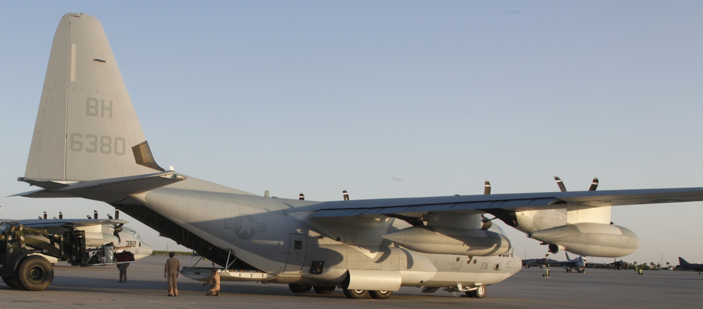 vmgr-252 otis marine aerial refueler transport squadron kc-130j super hercules usmc 22