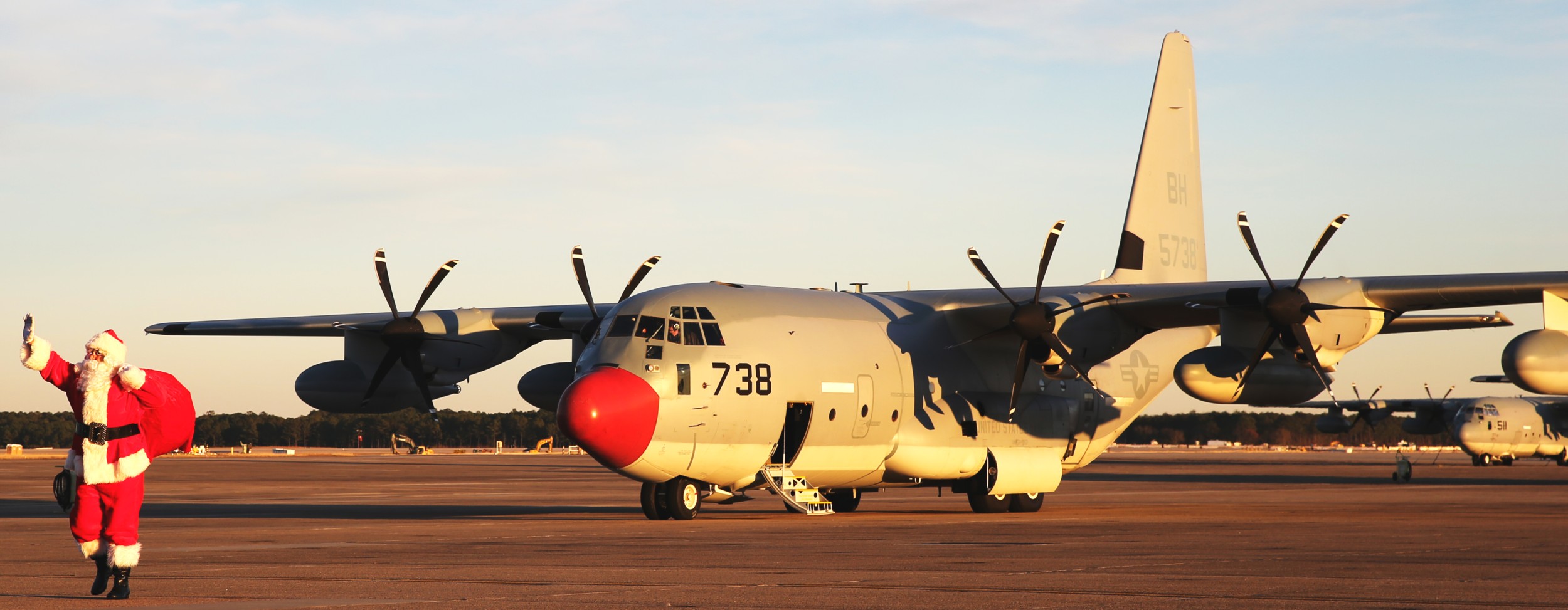 vmgr-252 otis marine aerial refueler transport squadron kc-130j super hercules usmc santa cherry point 28