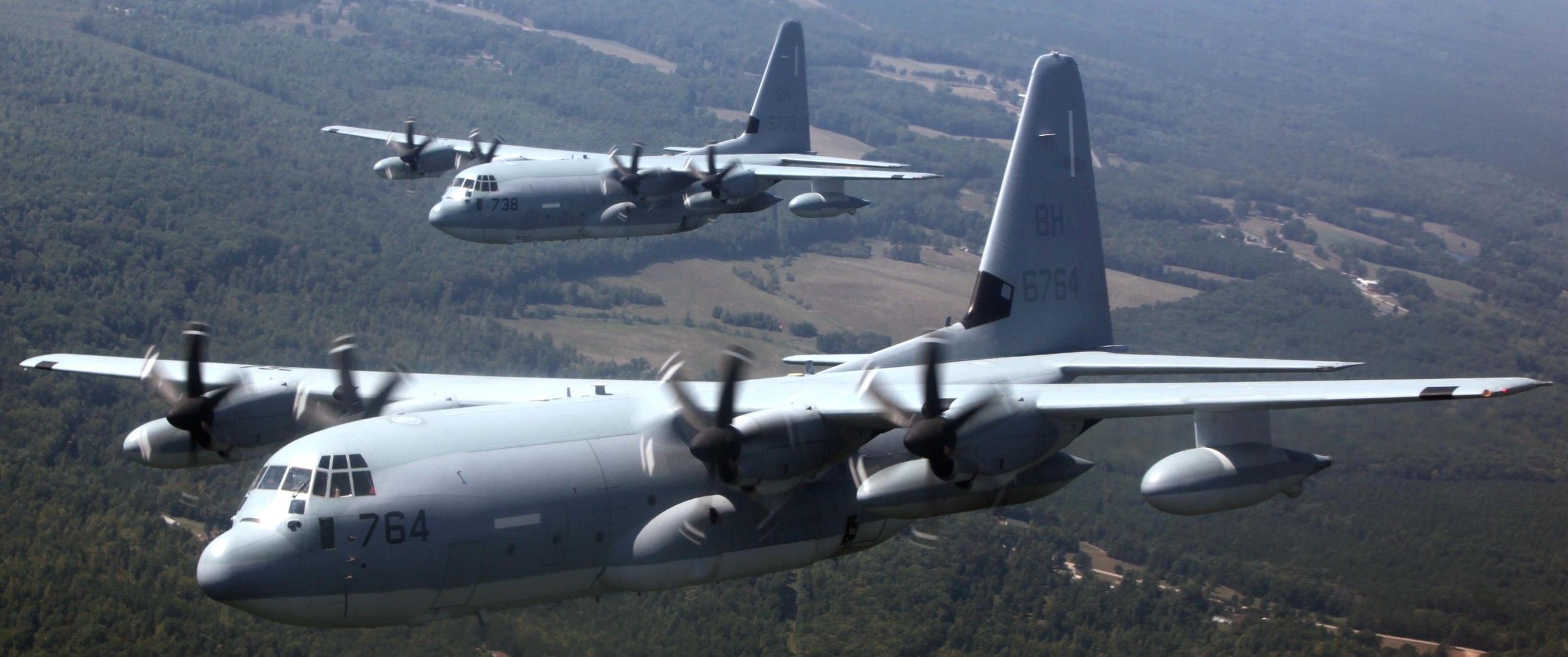 vmgr-252 otis marine aerial refueler transport squadron kc-130j super hercules usmc 44