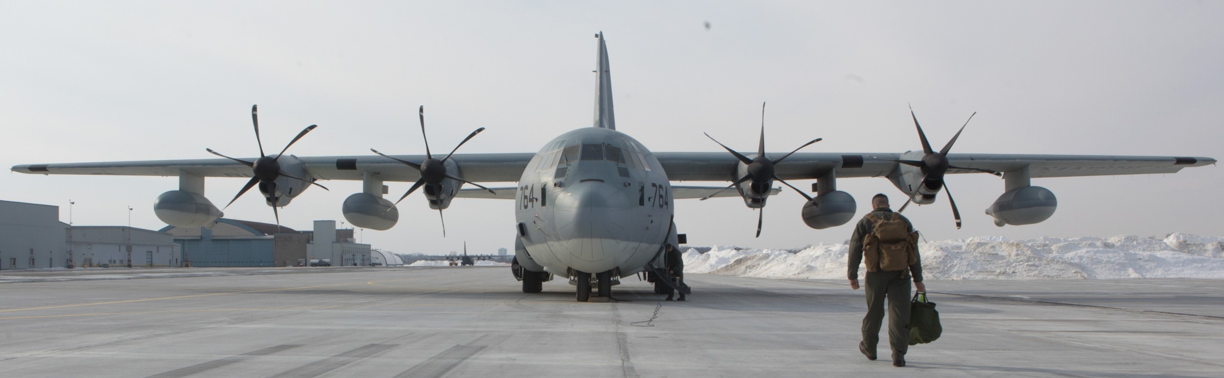 vmgr-252 otis marine aerial refueler transport squadron kc-130j super hercules usmc cfb trenton ontario canada 53