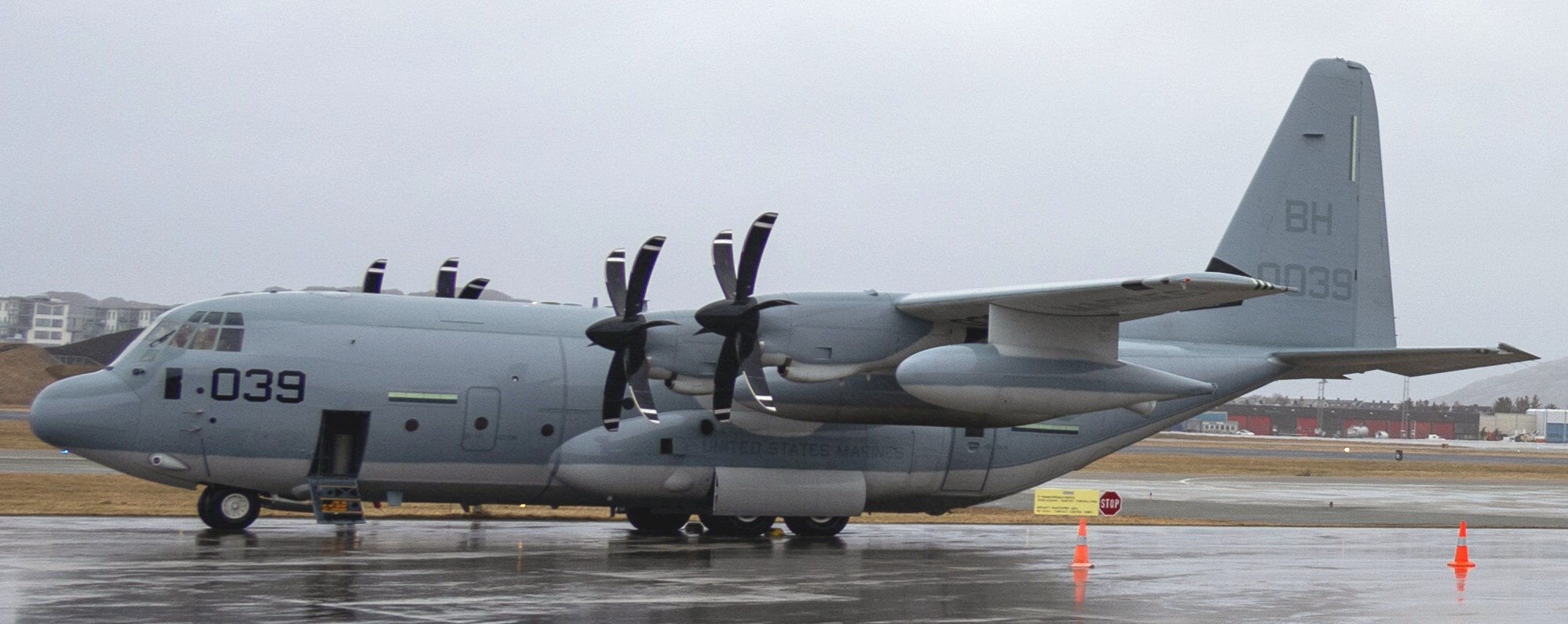 vmgr-252 otis marine aerial refueler transport squadron kc-130j super hercules bodo main air station norway 76