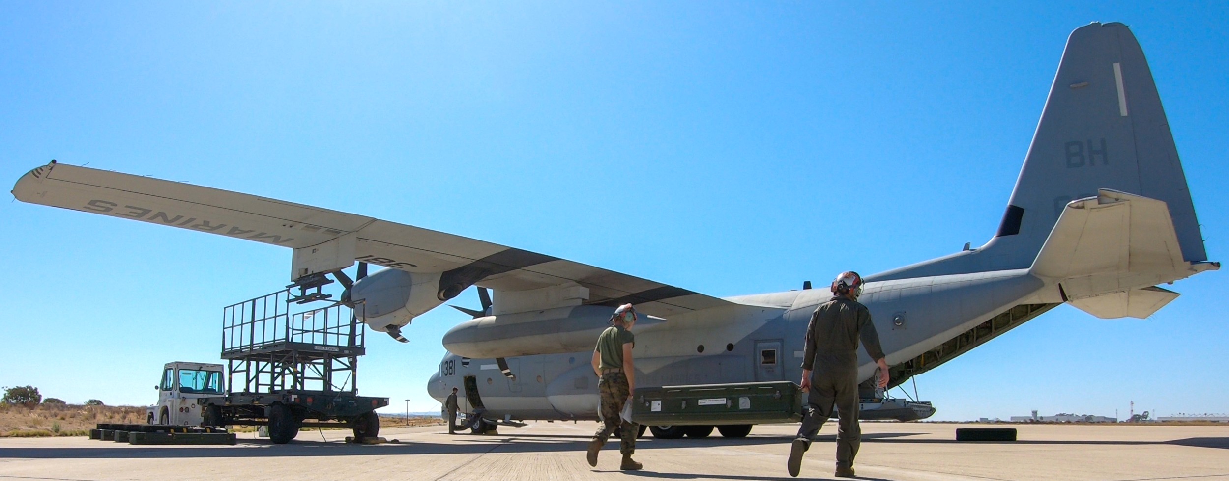 vmgr-252 otis marine aerial refueler transport squadron kc-130j super hercules mcas miramar harvest hawk 80