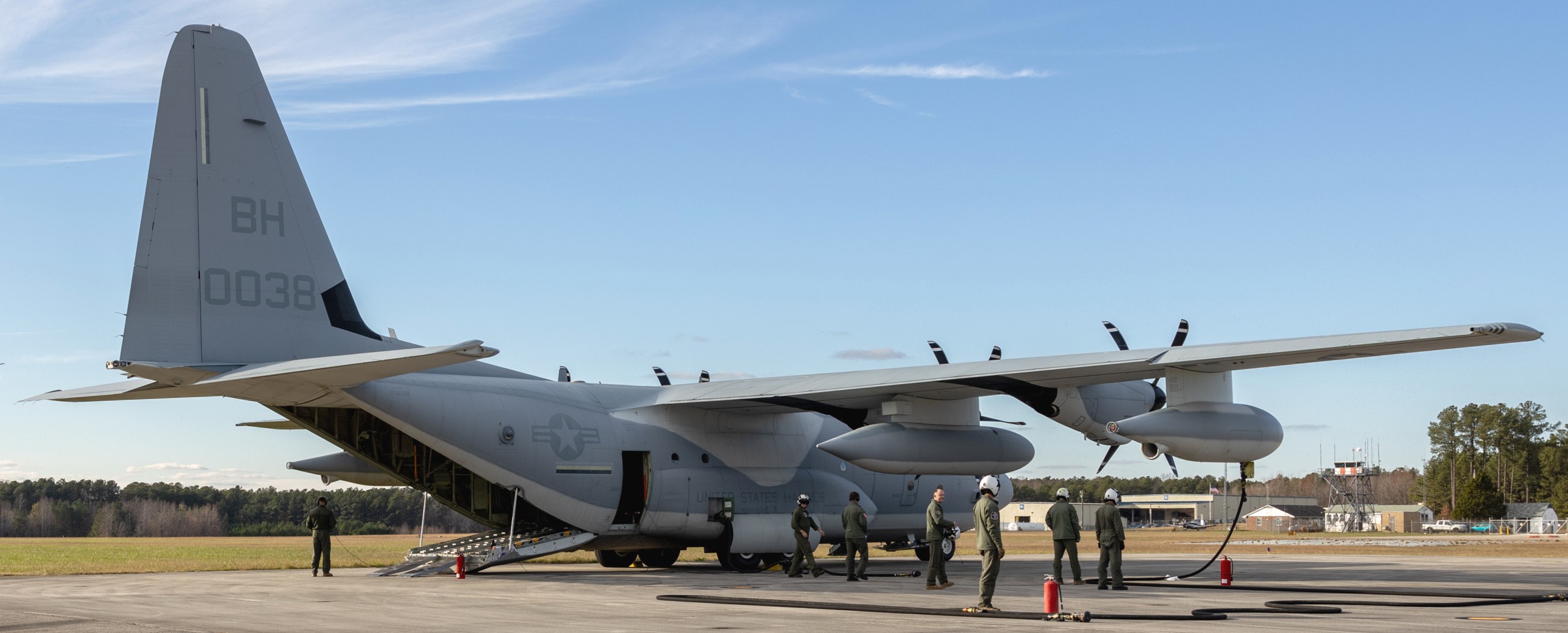 vmgr-252 otis marine aerial refueler transport squadron kc-130j super hercules blackstone army airfield virginia 84