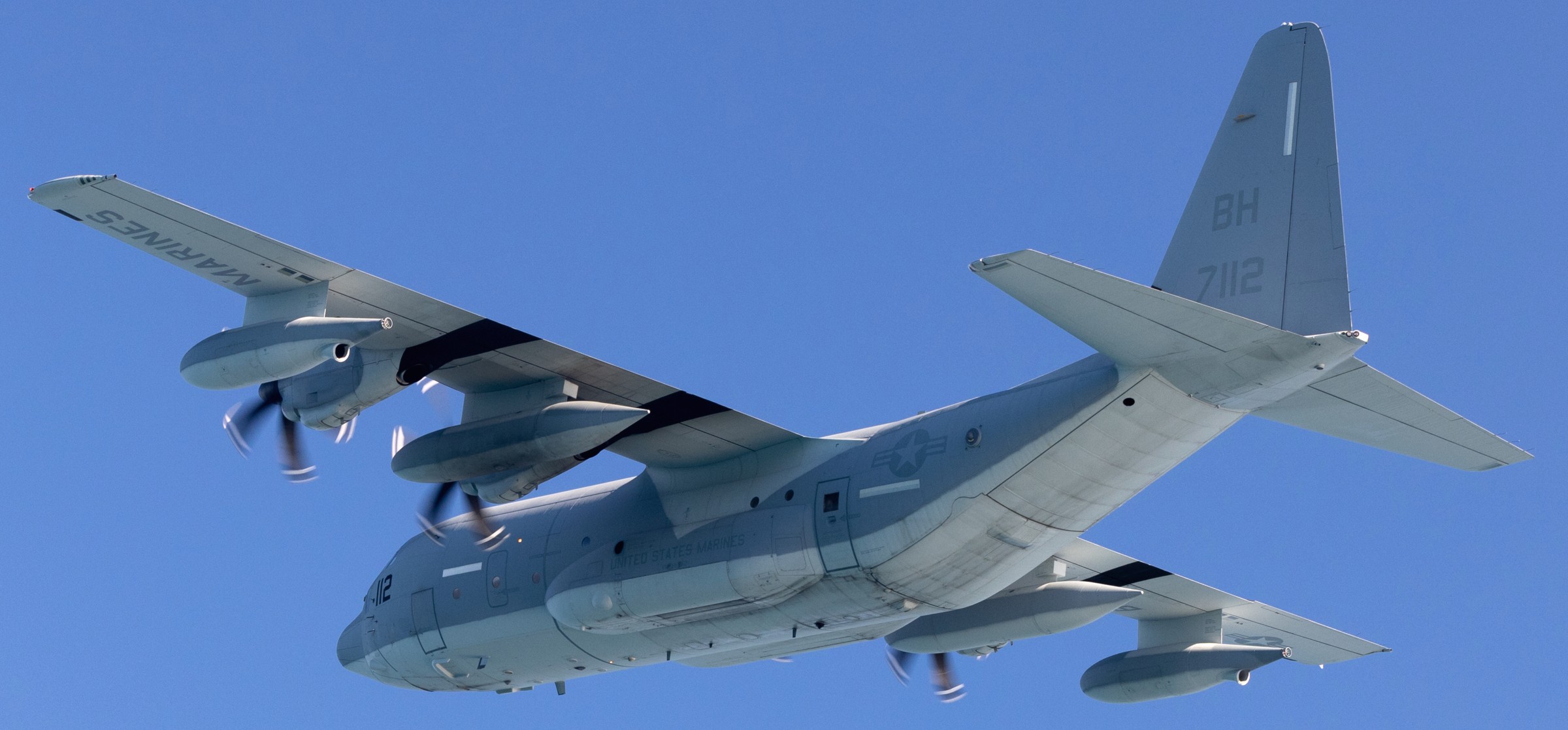 vmgr-252 otis marine aerial refueler transport squadron kc-130j super hercules usmc 87