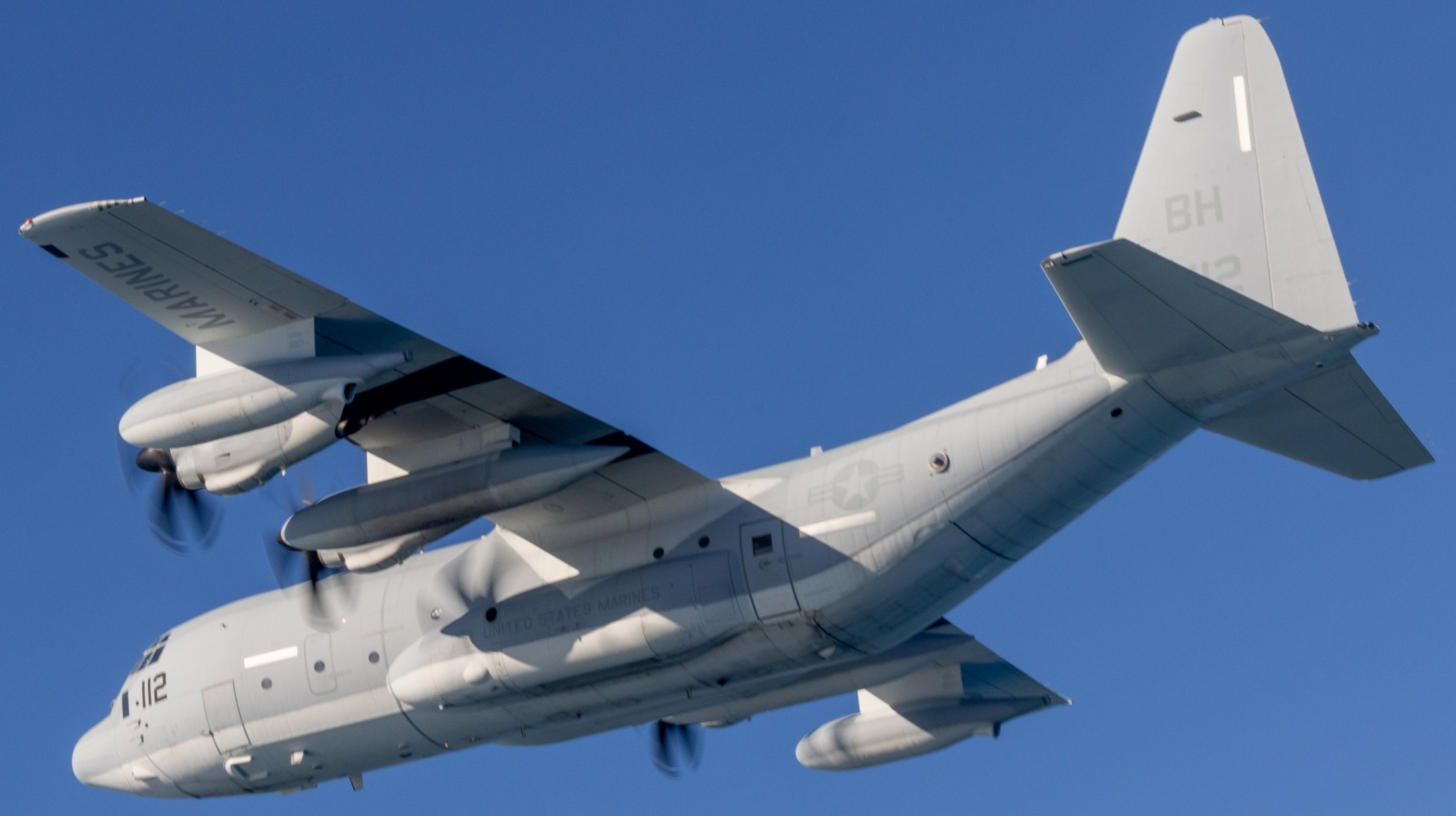 vmgr-252 otis marine aerial refueler transport squadron kc-130j super hercules usmc 90