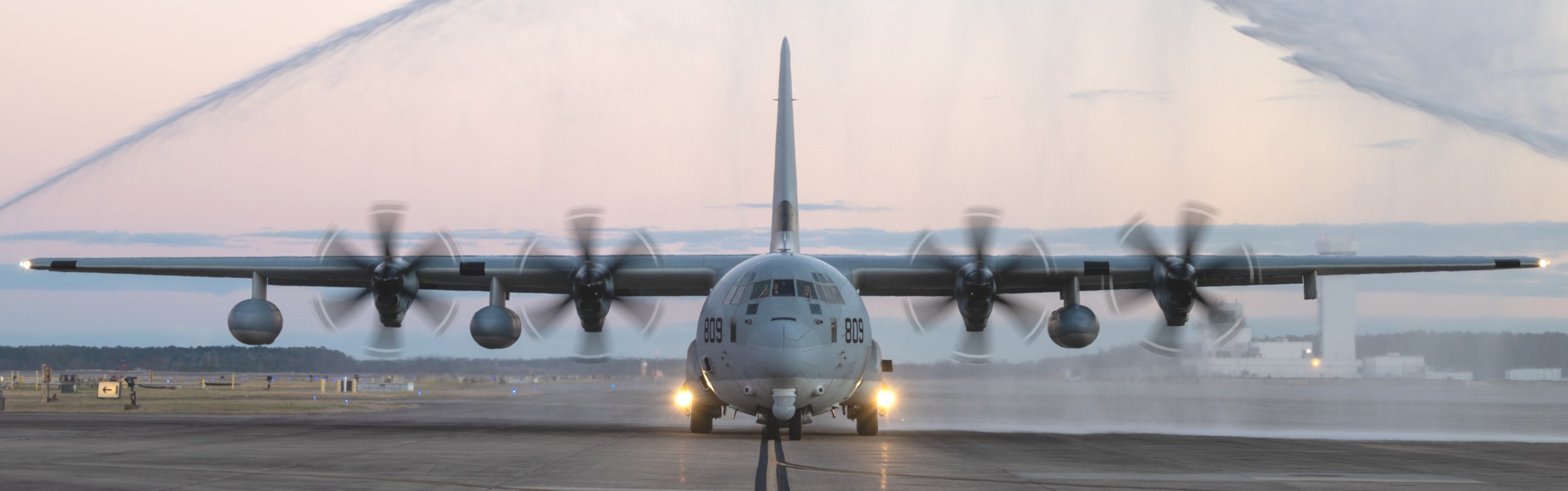 vmgr-252 otis marine aerial refueler transport squadron kc-130j super hercules mcas cherry point 92