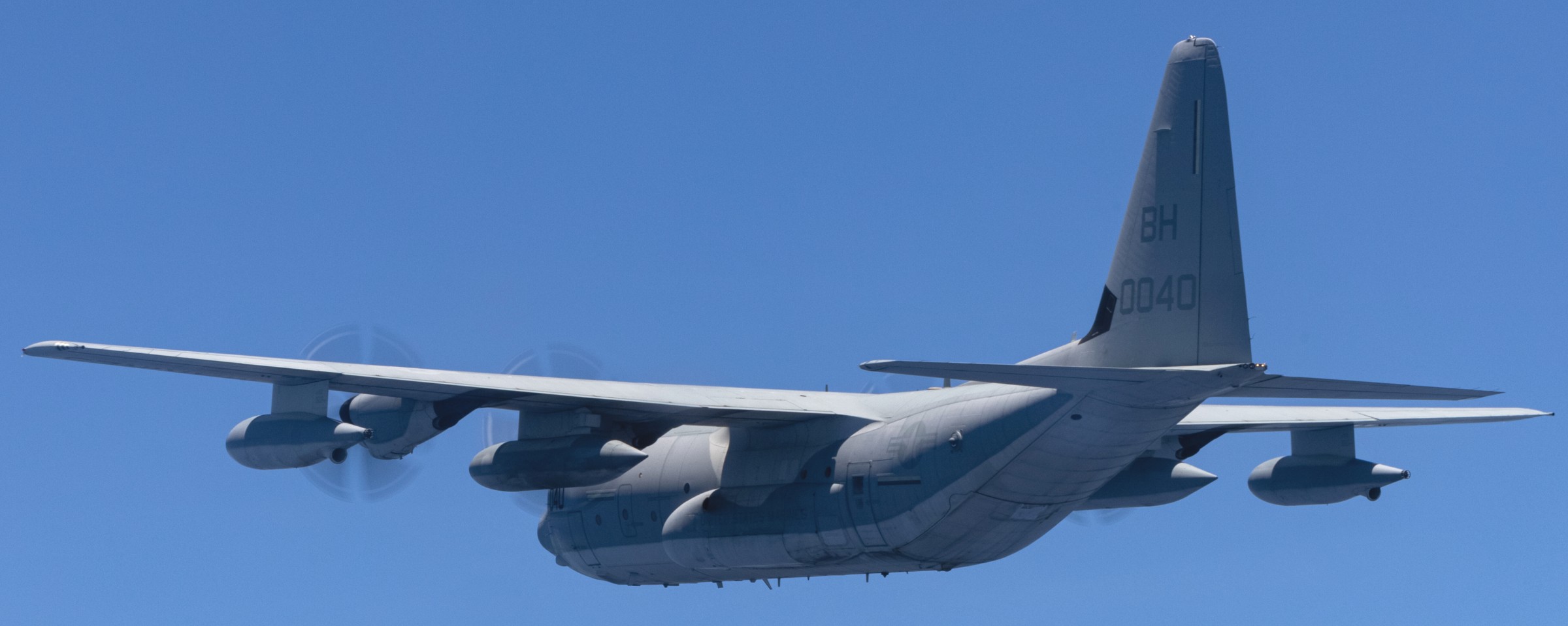 vmgr-252 otis marine aerial refueler transport squadron kc-130j super hercules usmc aguadilla airport puerto rico 96