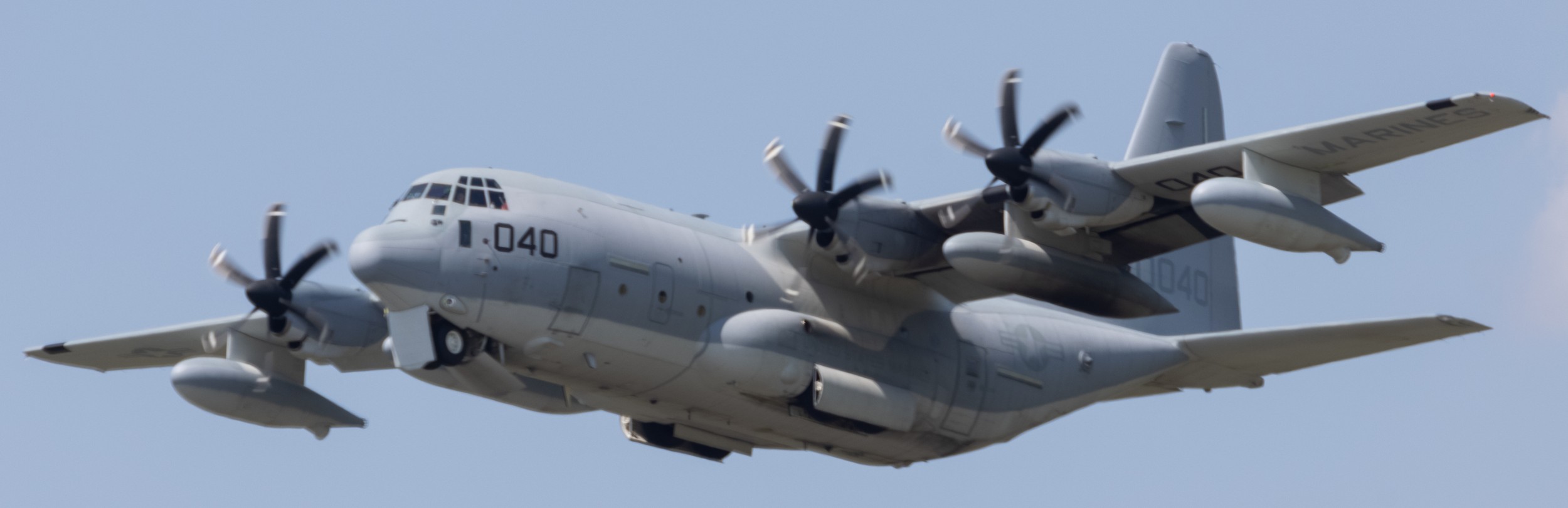 vmgr-252 otis marine aerial refueler transport squadron kc-130j super hercules usmc 109