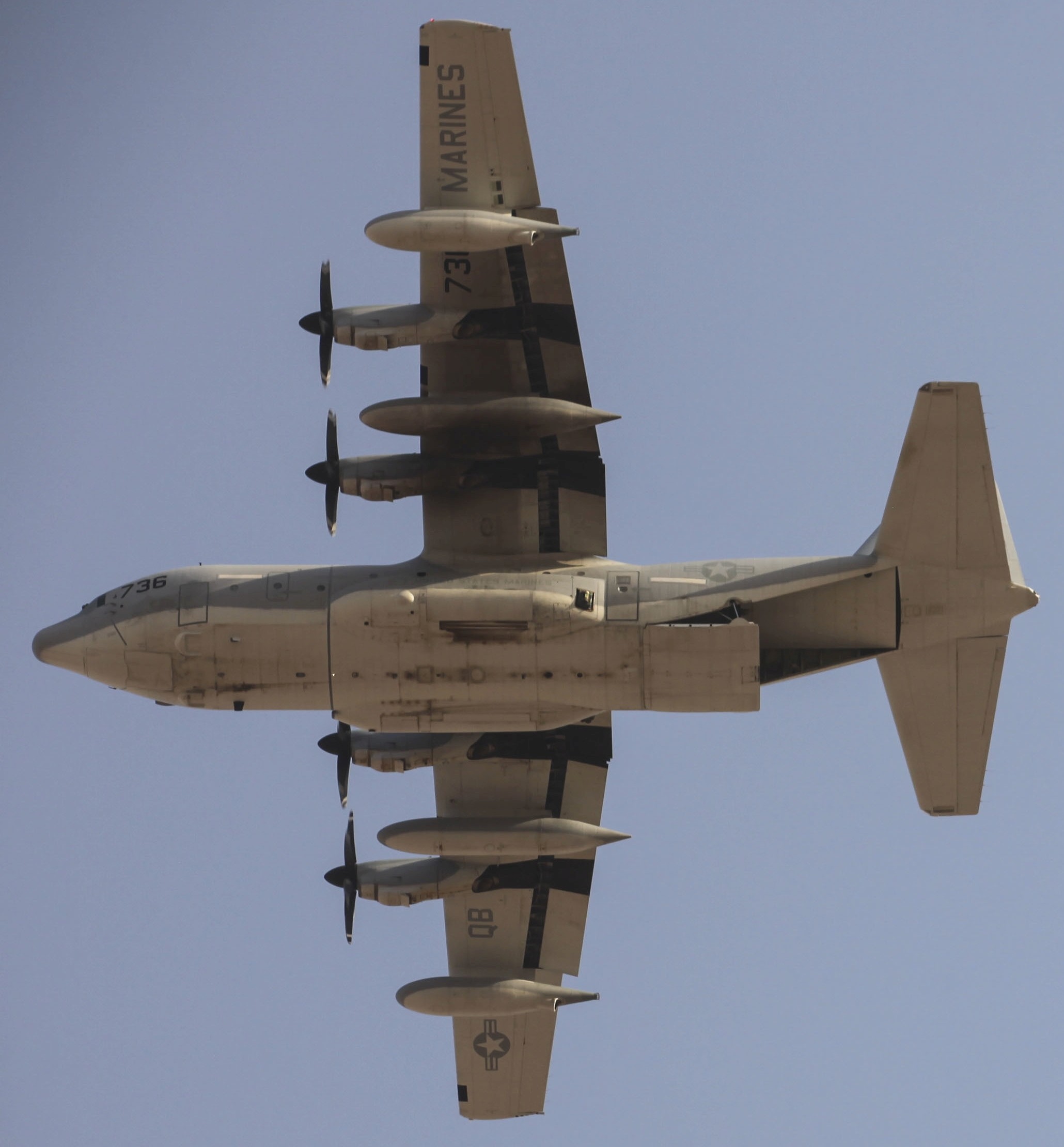 vmgr-352 raiders marine aerial refueler transport squadron kc-130j super hercules usmc 38