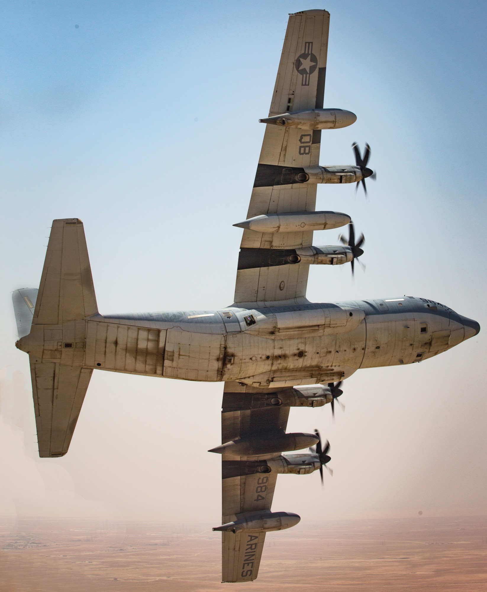 vmgr-352 raiders marine aerial refueler transport squadron kc-130j super hercules usmc centcom aor 42